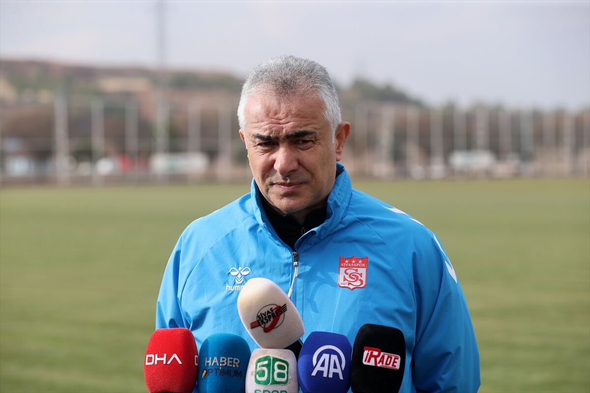 Sivasspor, bir an önce alt sıralardan kurtulmak istiyor