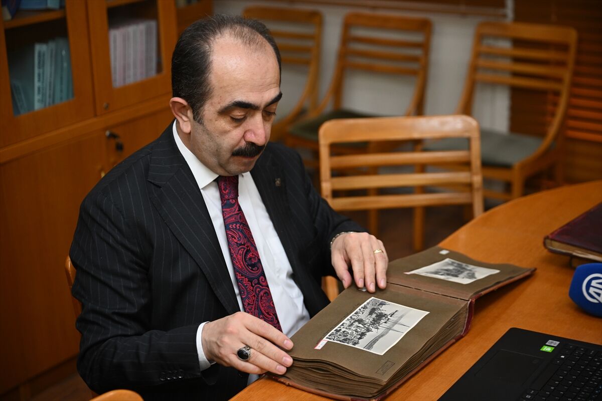 Türk Tarih Kurumunun zengin arşivine 'Dijital Tarih Akademisi'yle uzaktan erişilecek