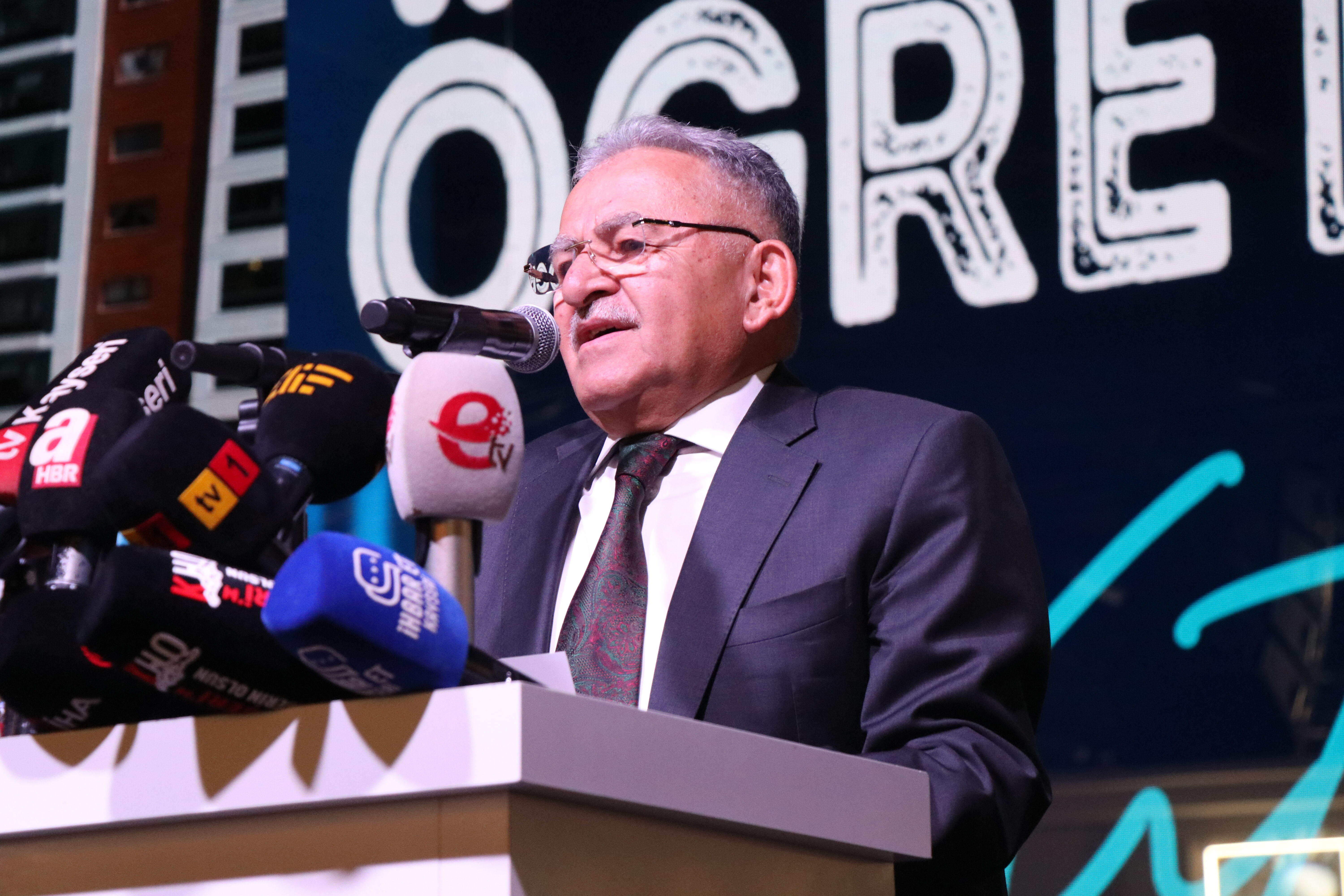 Milli Eğitim Bakan Yardımcısı Yılmaz Kayseri'de 'Öğretmenler Günü' programında konuştu: