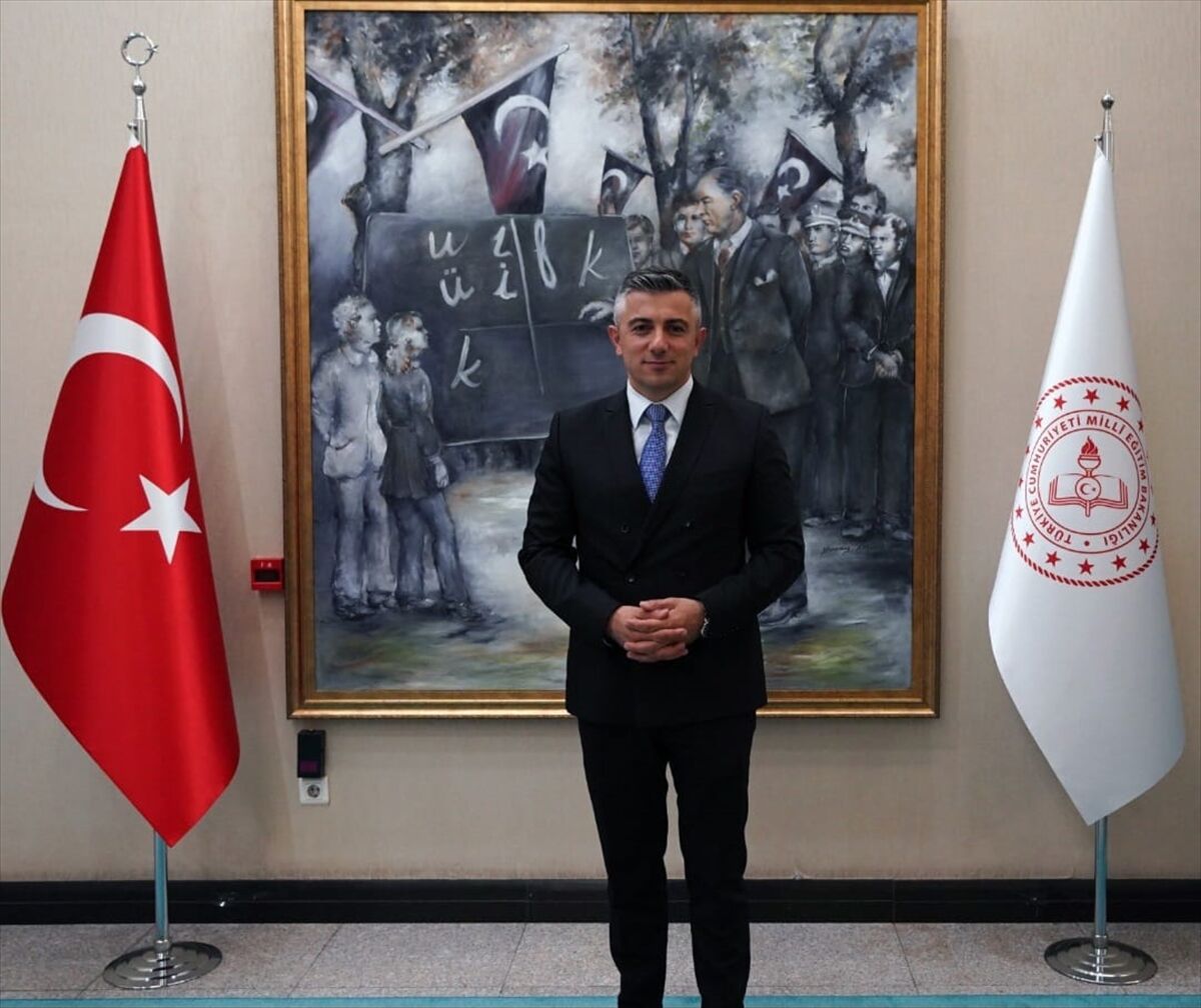 Arçelik ve Beko'dan 'Eğitim Neferlerine Minnet Kampanyası'