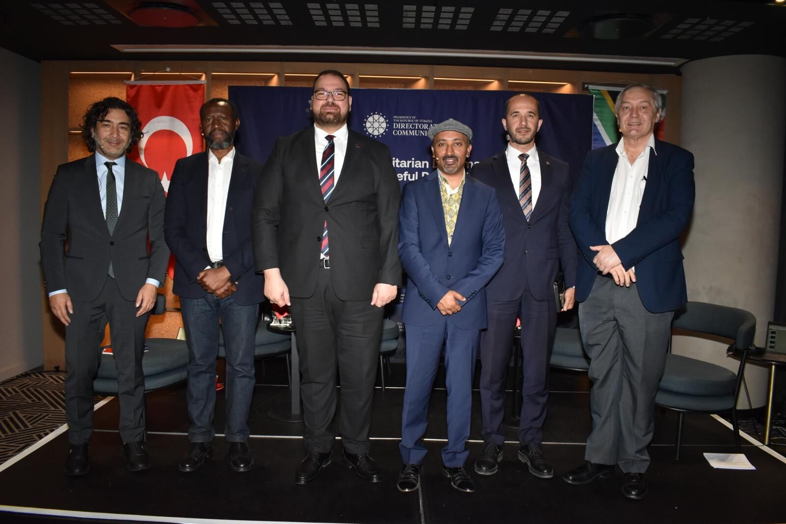 İletişim Başkanlığından 'Türkiye'nin Çatışmaların Barışçıl Çözümünde Yürüttüğü İnsani Diplomasi ve Yardımları' paneli