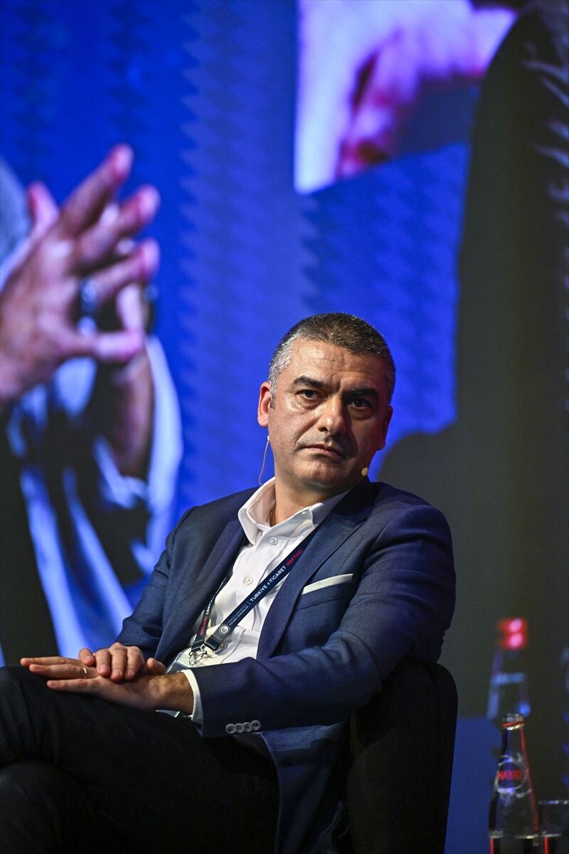 Türkiye E-Ticaret Haftası'nda 'dijital çağda tüketici psikolojisi' konuşuldu