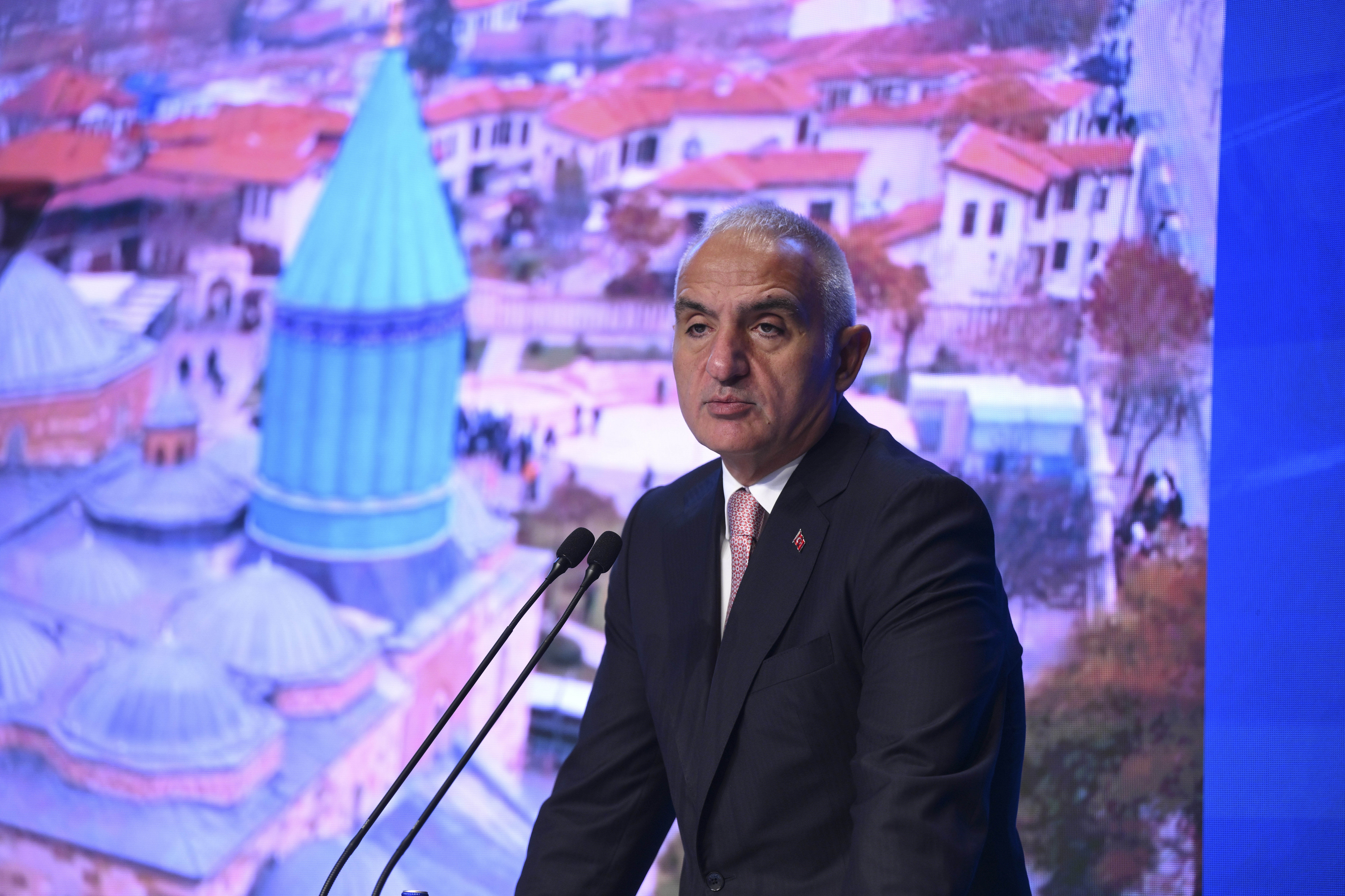 'Hazreti Mevlana'yı Anma ve Şeb-i Arus Törenleri' 7-17 Aralık'ta gerçekleştirilecek