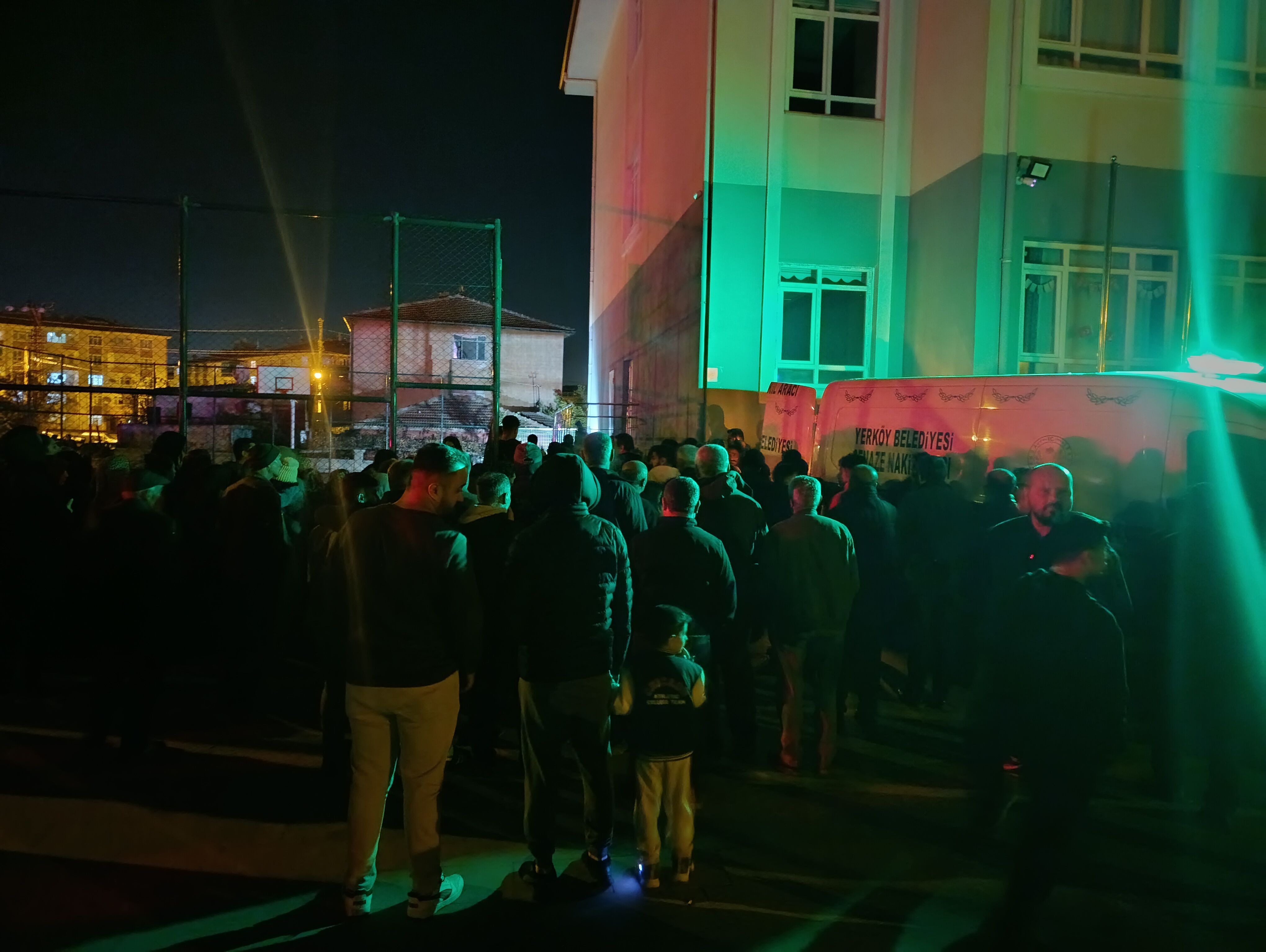 Yozgat'ta okul bahçesinde fenalaşan çocuk hayatını kaybetti