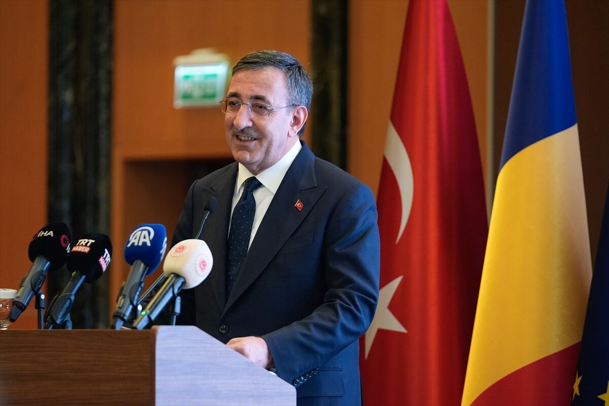 Cumhurbaşkanı Yardımcısı Yılmaz, Romanya Milli Günü Programı'nda konuştu: