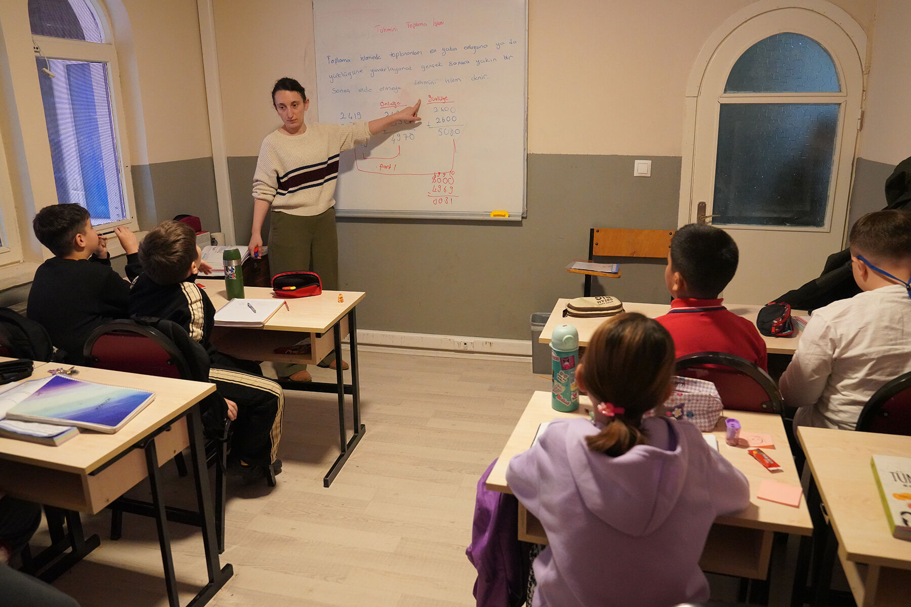 Tepebaşı Belediyesi LGS yolculuğunda öğrencilerin yanında