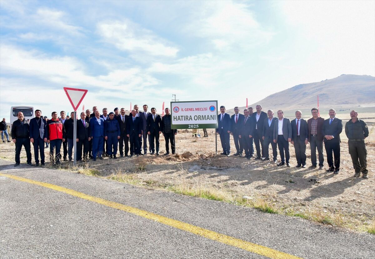 Kırşehir İl Genel Meclisi tarafından hatıra ormanı oluşturuldu