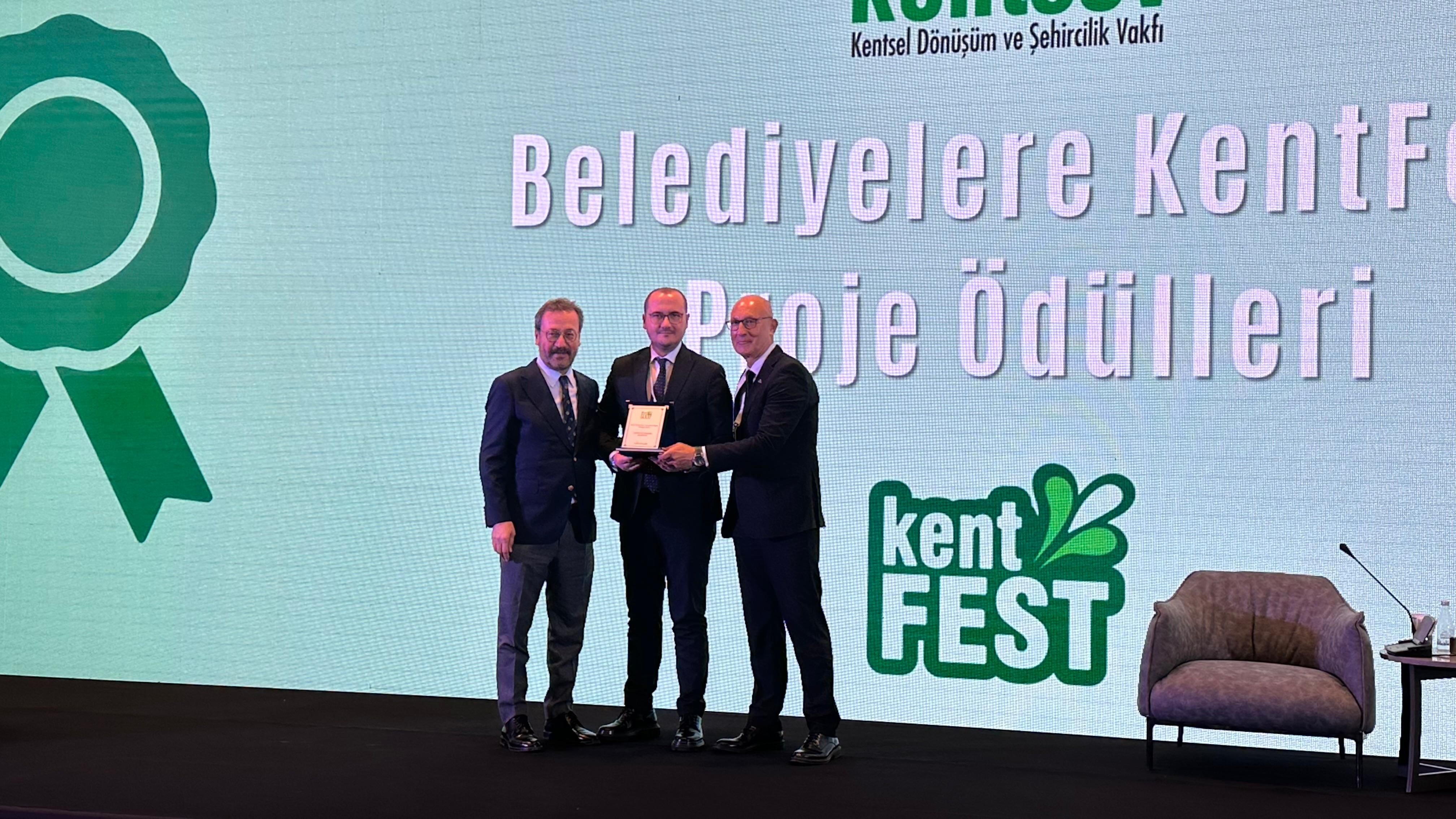 Büyükşehir Belediyesinin 'Suriçi Camikebir Kentsel Dönüşüm Projesi'ne ödül