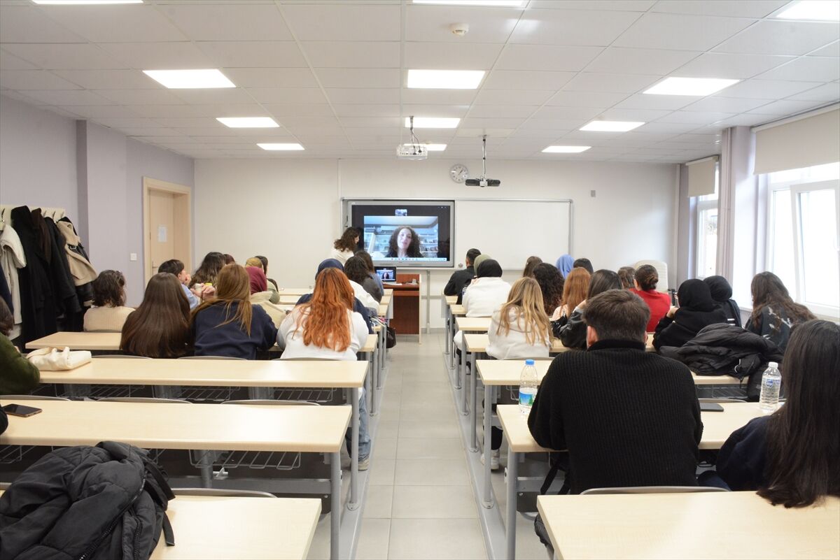 Anadolu Üniversitesi'nde 'Sosyal Hizmet Perspektifiyle Girişimcilik' etkinliği düzenlendi