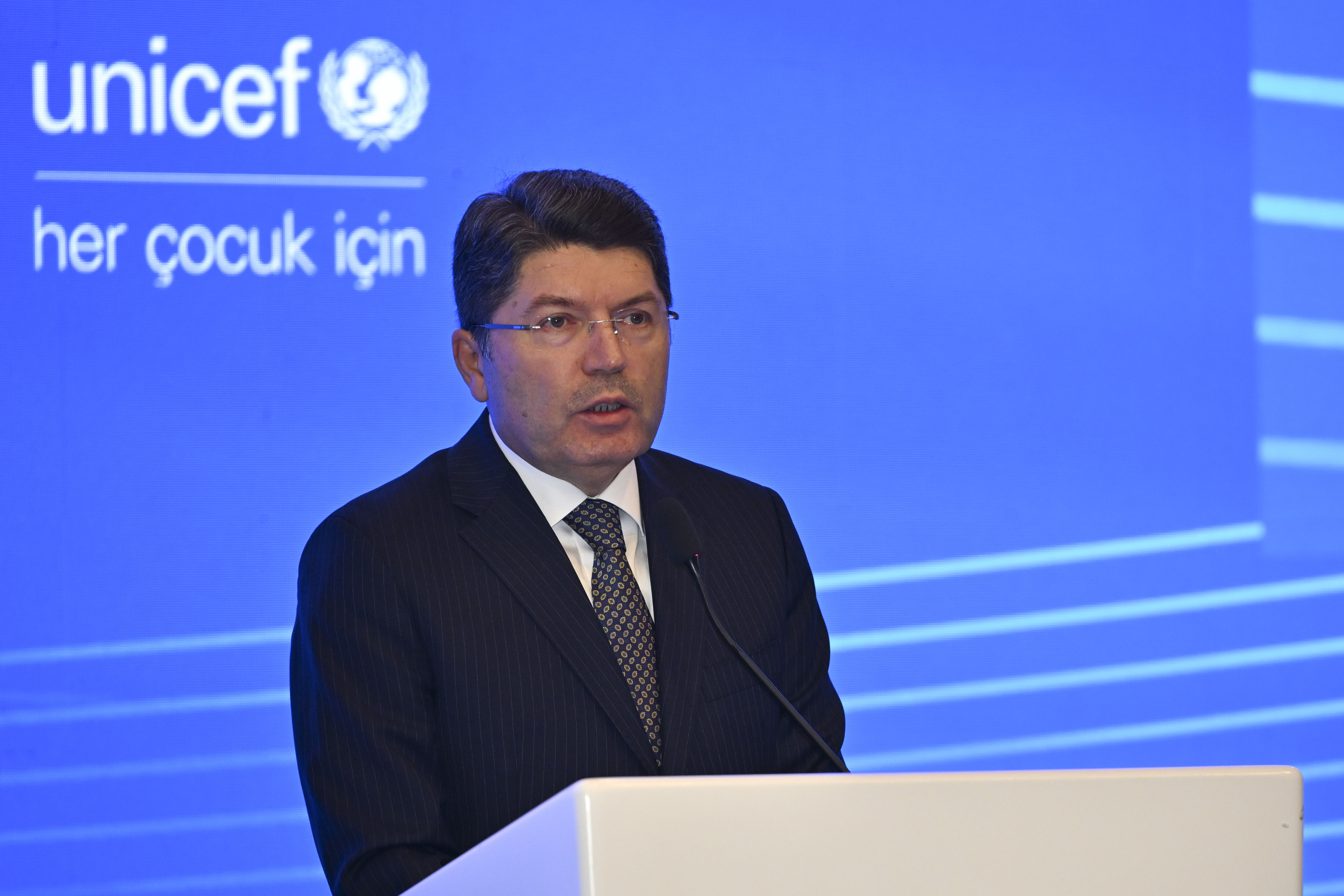 Bakan Tunç, Yargısal Süreçlerde Çocuklar için Koruyucu ve Onarıcı Yaklaşımlar Projesi'nin açılış töreninde konuştu: