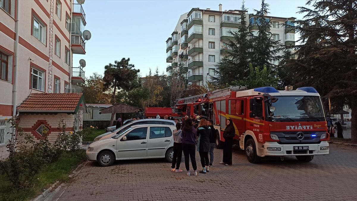 Kahramankazan'da evde çıkan yangın hasara neden oldu