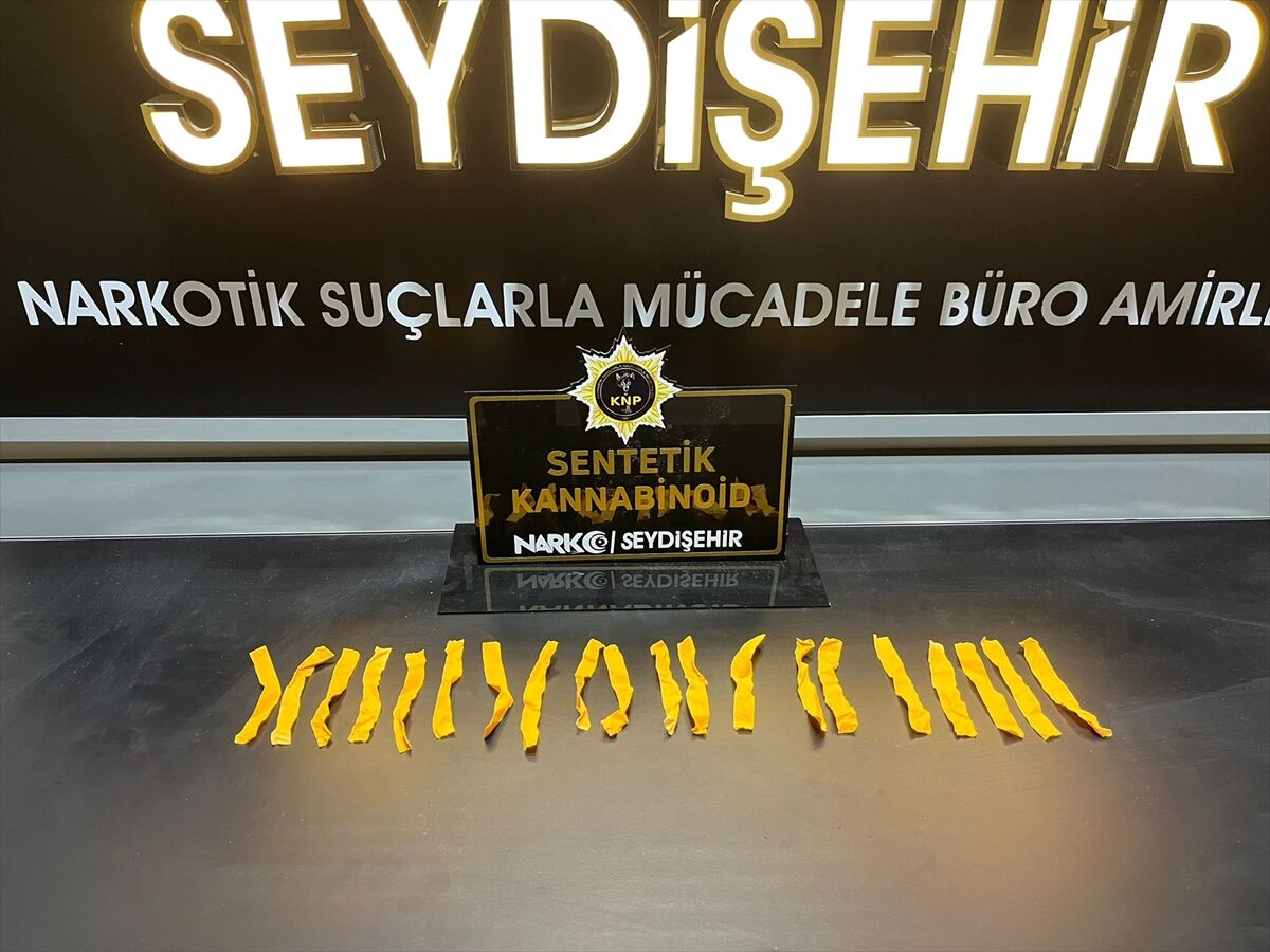 Konya'da iç çamaşırında uyuşturucu ele geçirilen şüpheli tutuklandı