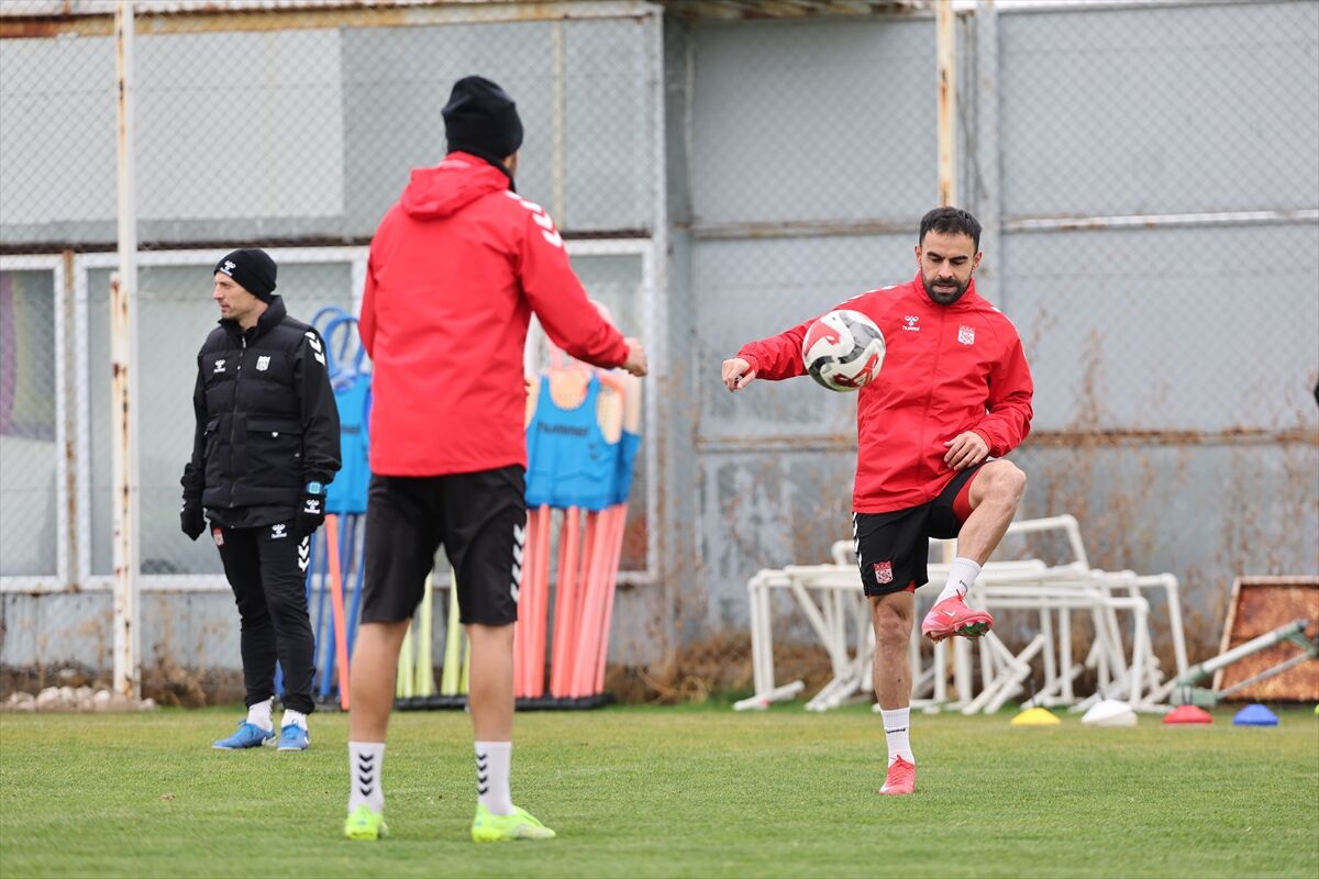 Sivasspor, Esenler Erokspor maçının hazırlıklarını sürdürdü