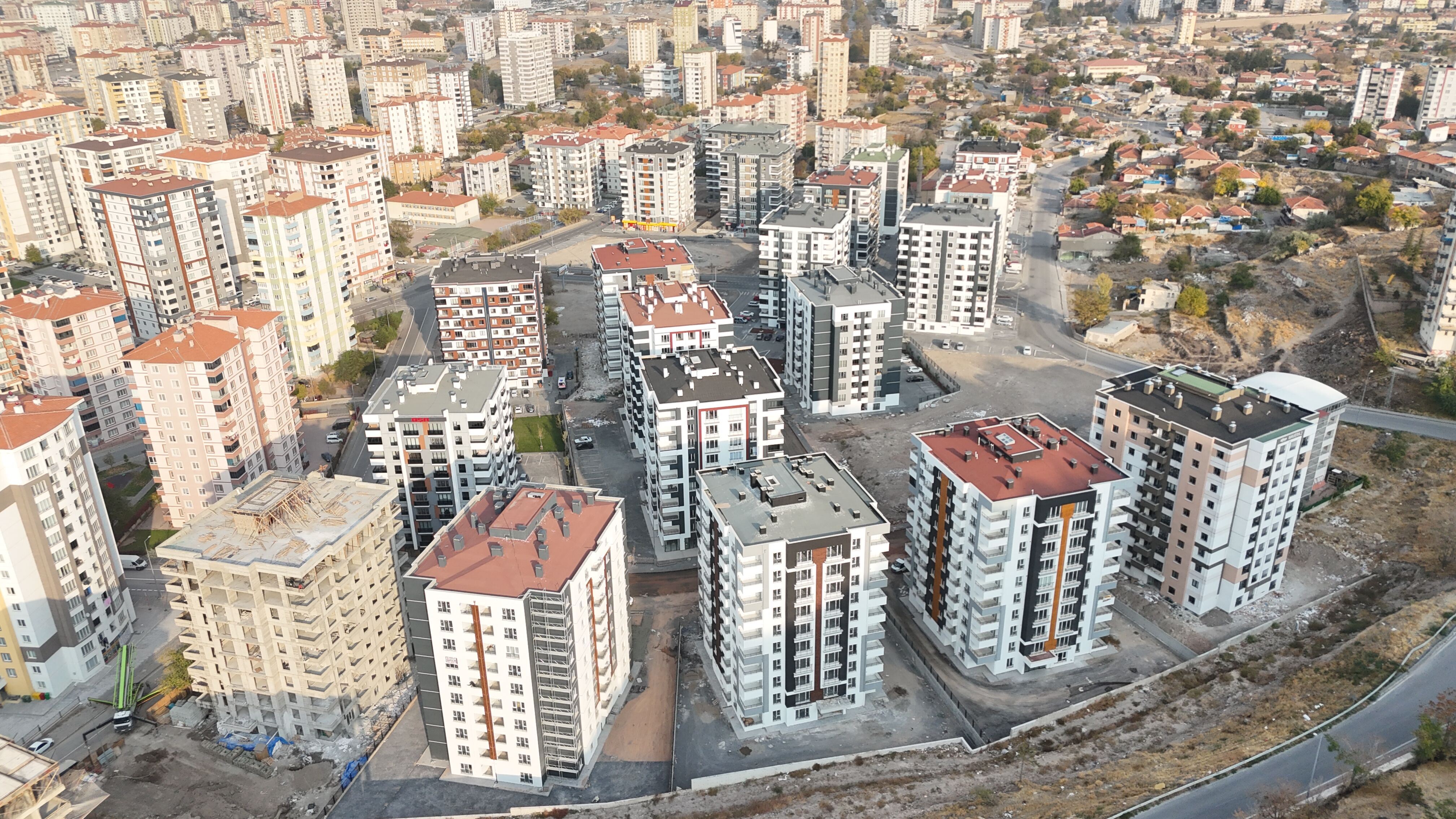 Melikgazi Belediyesi 21 aileyi kolay ödeme imkanı ile ev sahibi yapacak