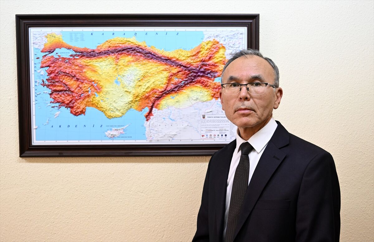 Sındırgı üç aydır 'olağanüstü deprem fırtınası' yaşıyor
