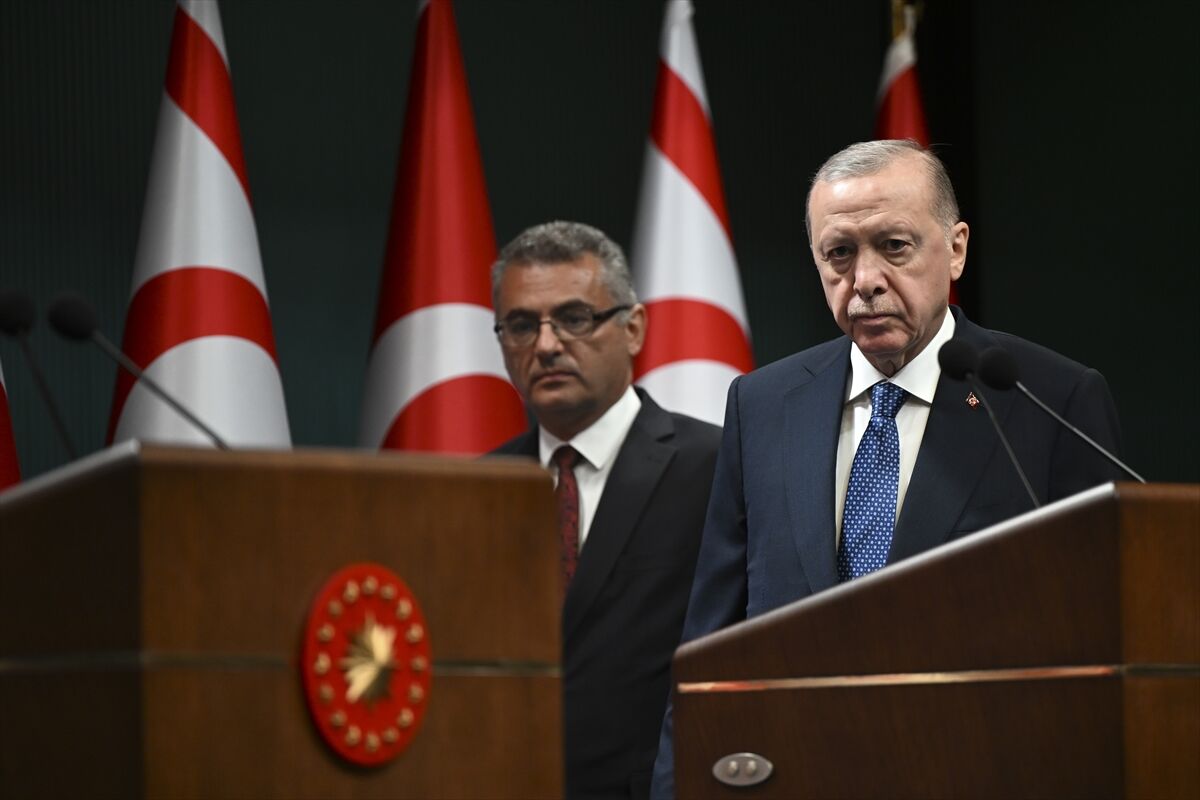 KKTC Cumhurbaşkanı Erhürman, Cumhurbaşkanı Erdoğan ile ortak basın toplantısında konuştu: (1)