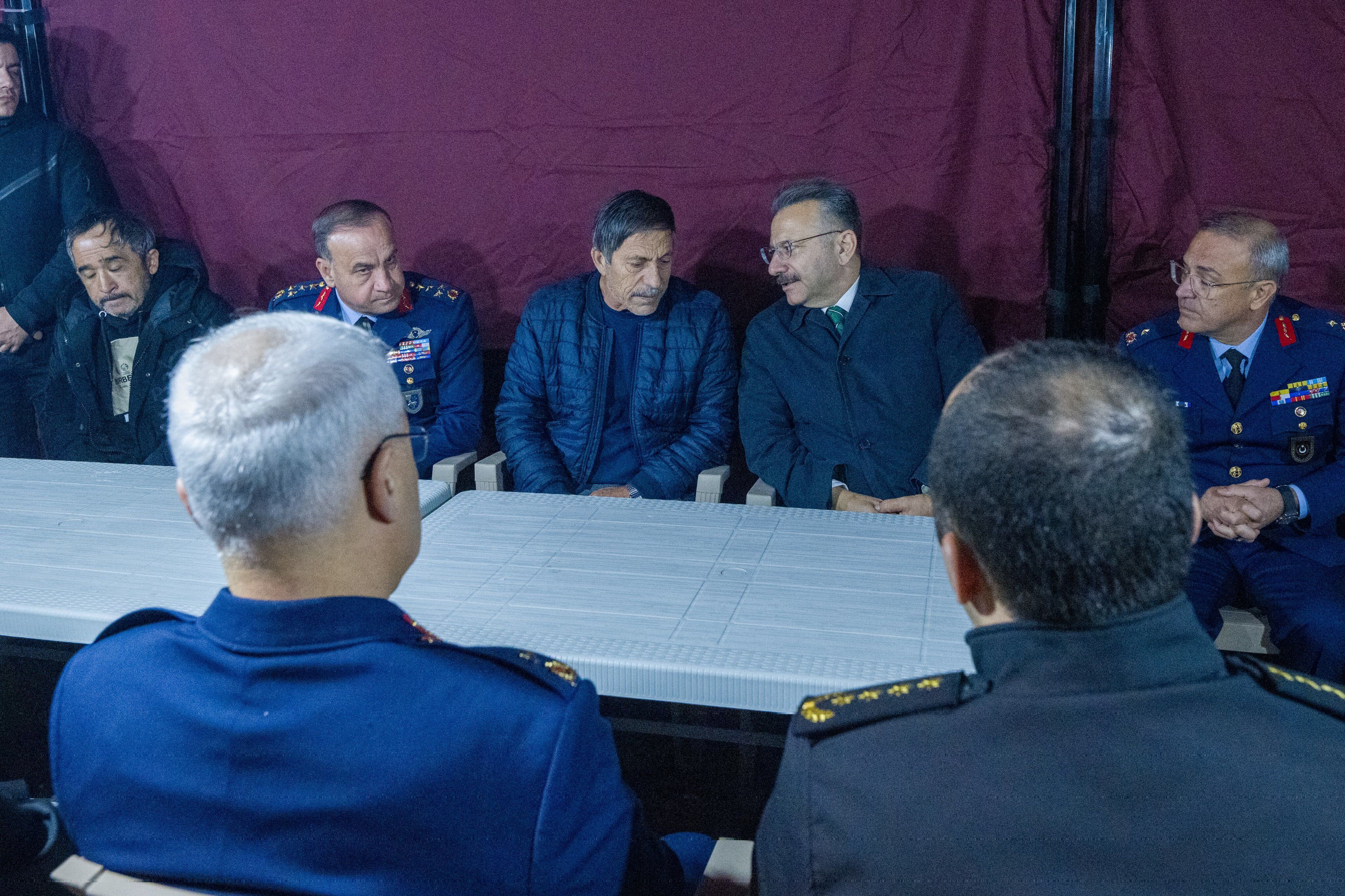 Eskişehirli şehit Emre Mercan'ın ailesi taziyeleri kabul etti