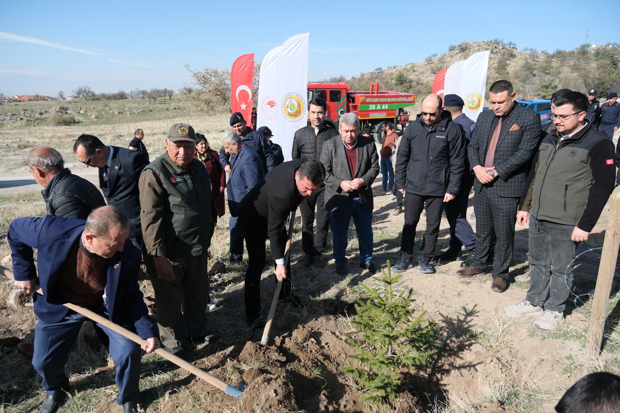 Sivrihisar’da Fidan Dikim Etkinliği Gerçekleştirildi