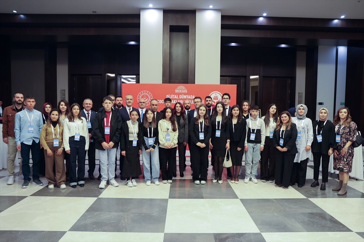 Konya'da '26. Ulusal Çocuk Forumu' başladı