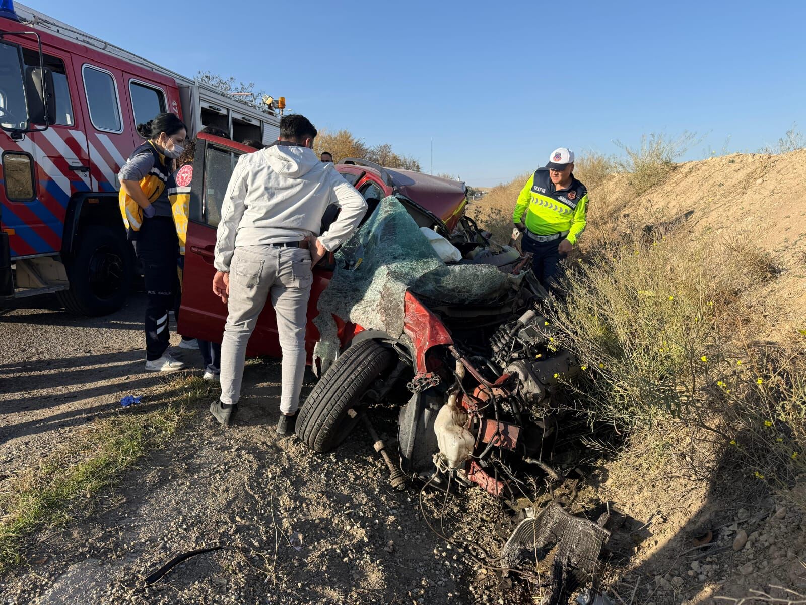 Kırşehir'de kamyonla çarpışan otomobilin sürücüsü öldü