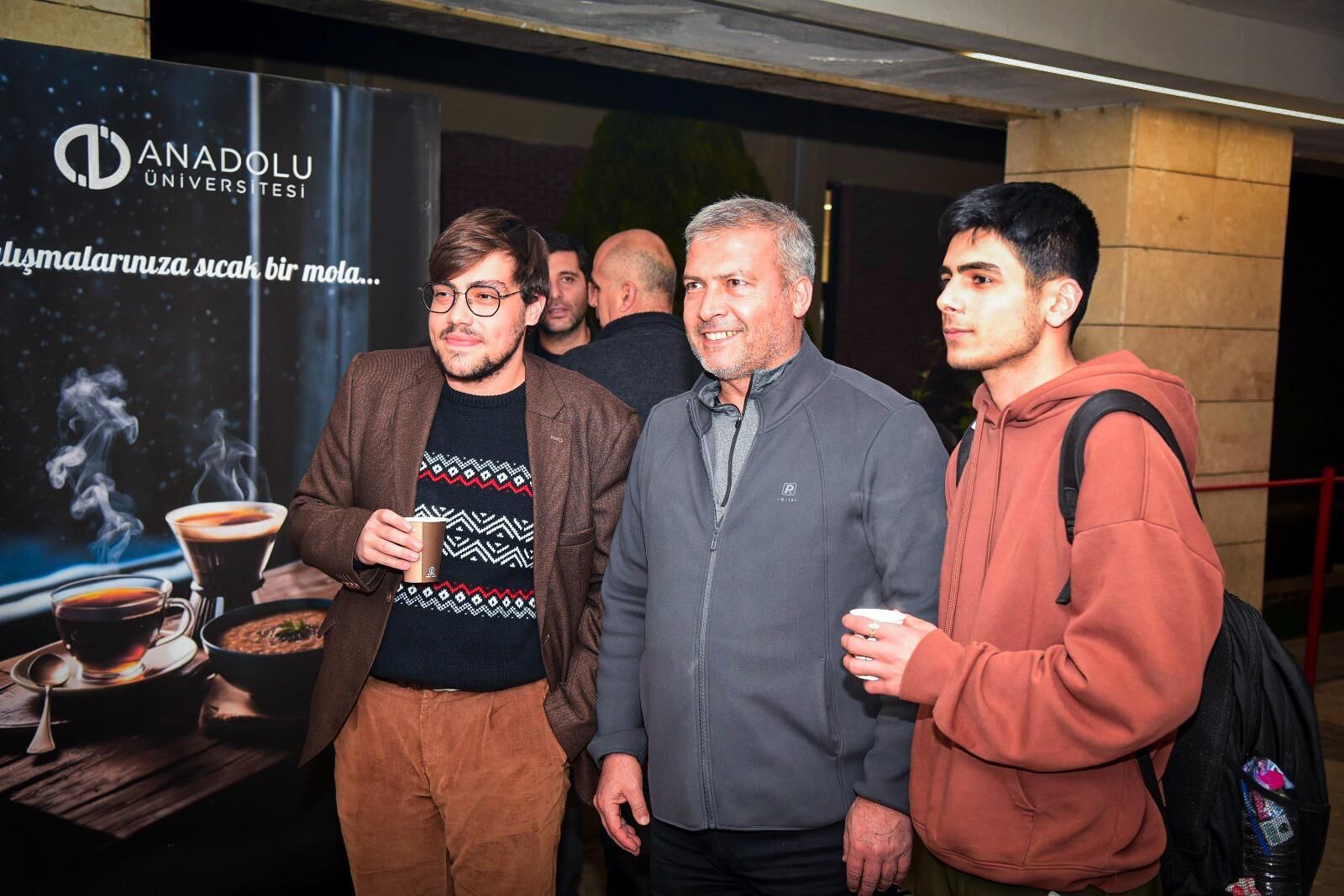 Anadolu Üniversitesinden sınav haftasında öğrencilere sıcak ikram desteği