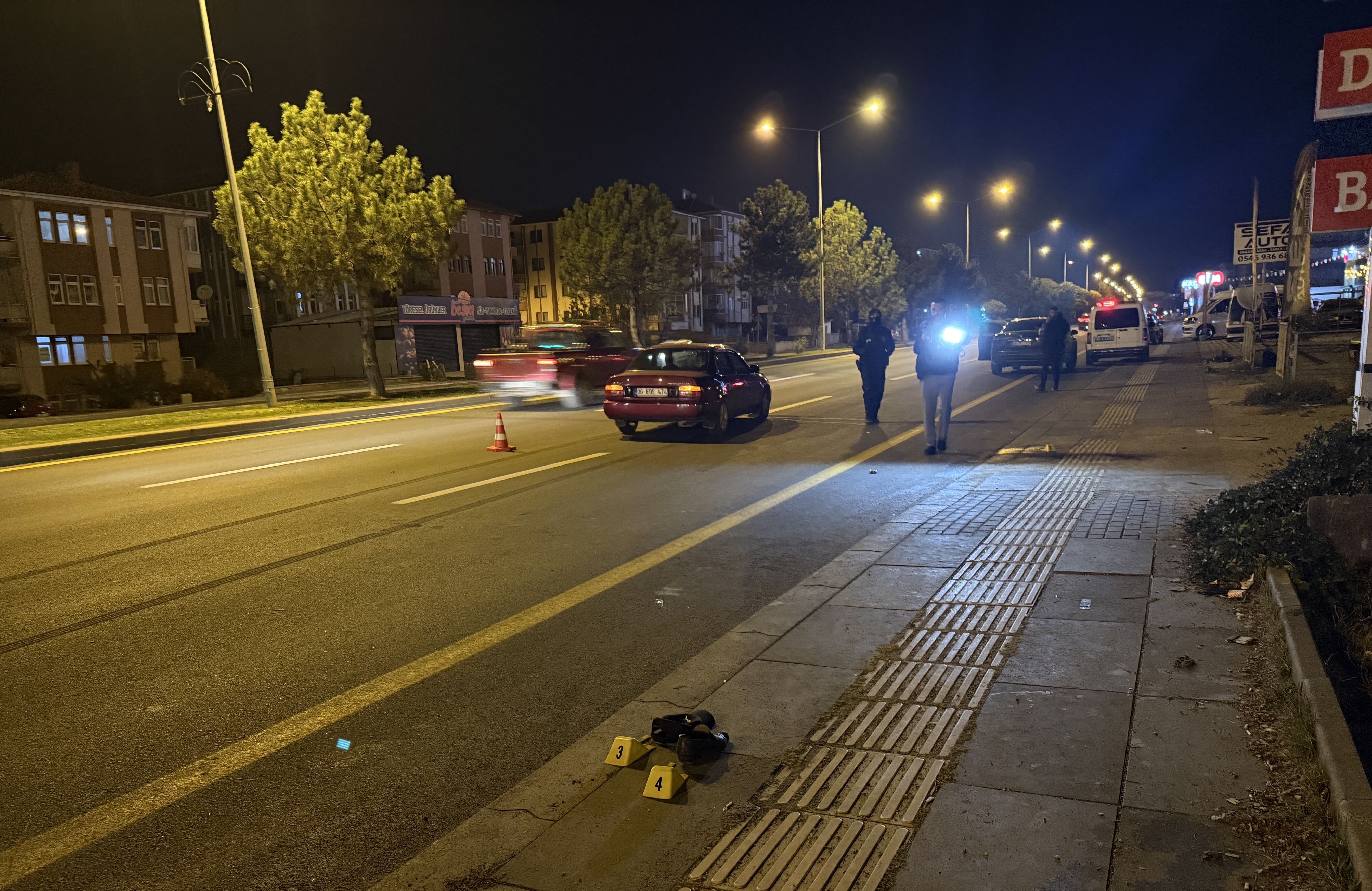 Çubuk'ta otomobilin çarptığı kişi yaralandı