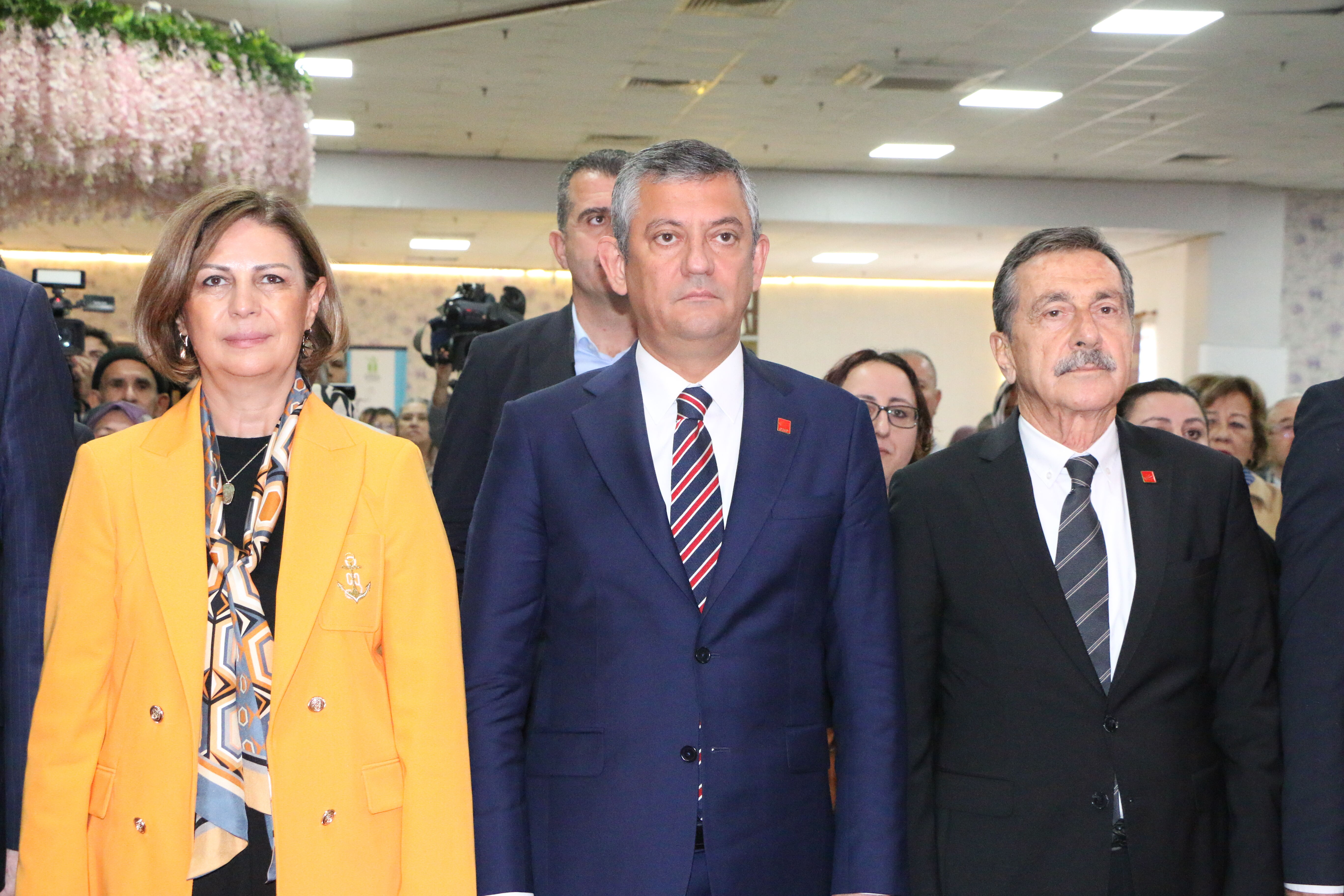 CHP Genel Başkanı Özel, Eskişehir'de Ferdi Zeyrek Yaşam Merkezi'nin açılışında konuştu: