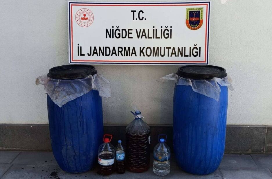 Niğde'de 322 litre sahte içki ele geçirildi
