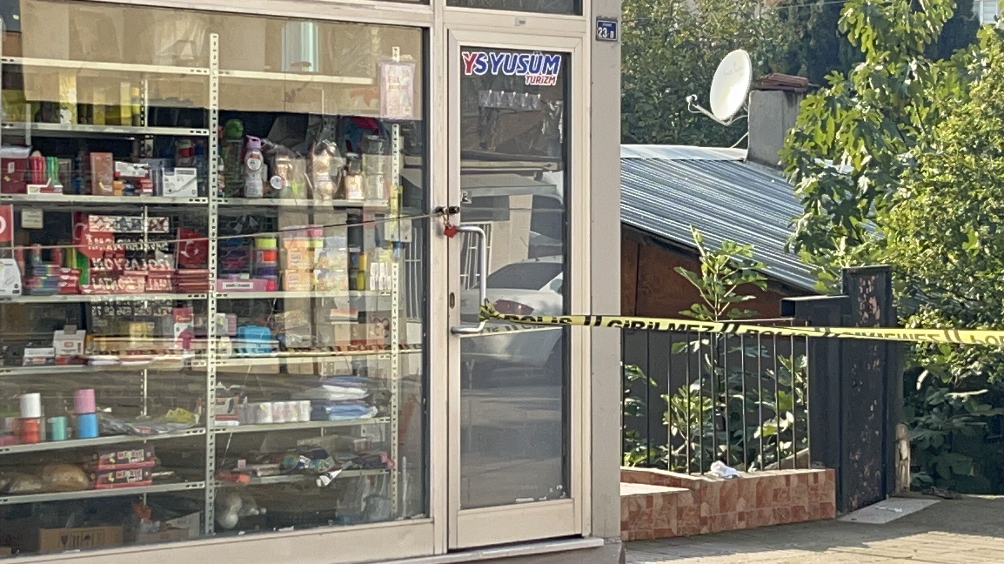 Kocaeli'de kolonlarında çatlak oluşan 3 bina boşaltıldı