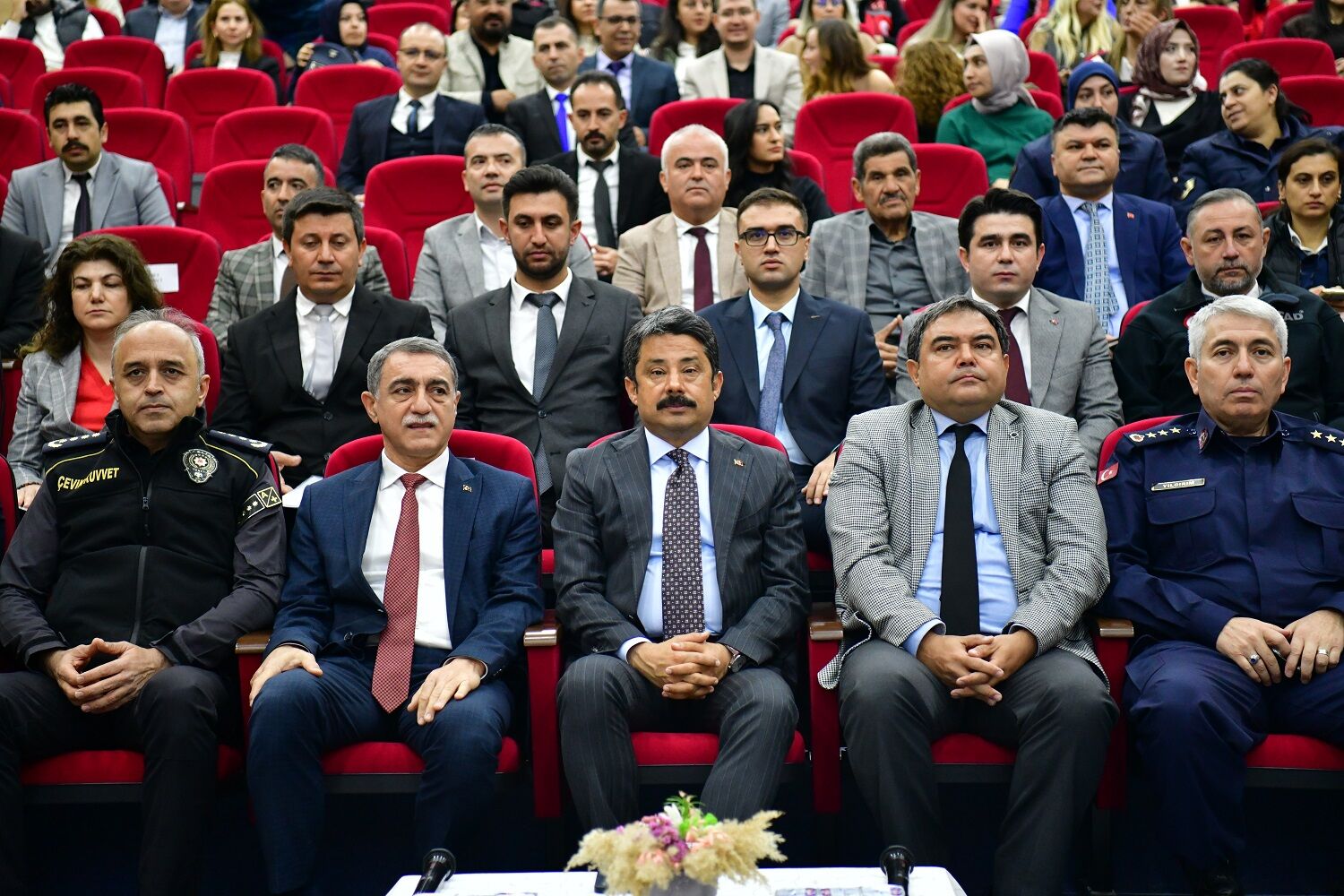 Kırşehir'de 'Çocuğun Üstün Yararı ve Kurumlar Arası İş Birliği' çalıştayı başladı