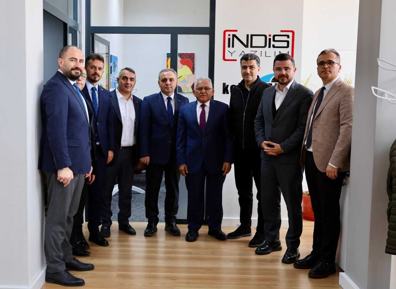 Büyükşehir Belediye Başkanı Büyükkılıç'tan, Erciyes Teknopark'a ziyaret