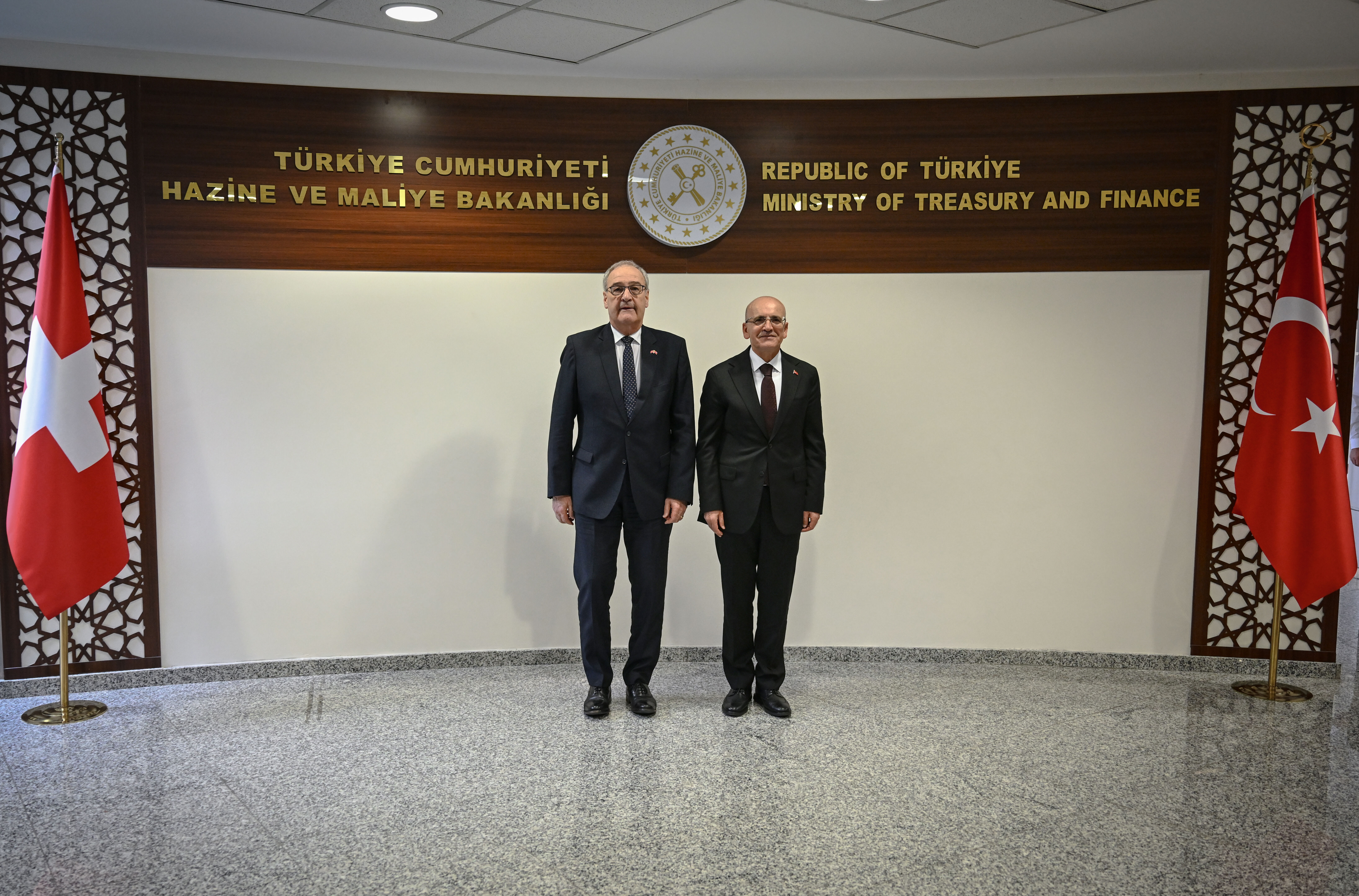 Bakan Şimşek, İsviçre Konfederasyonu Başkan Yardımcısı Parmelin ile bir araya geldi