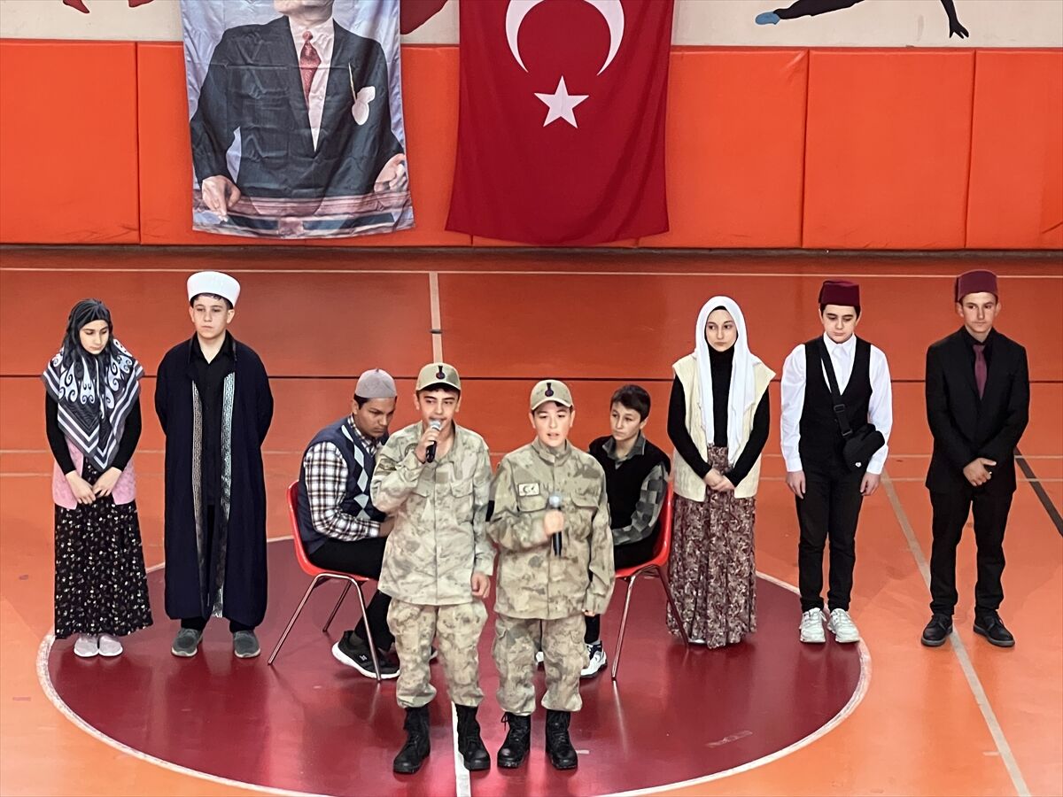 Sivas'ın ilçelerinde Cumhuriyet'in 102. yılı kutlandı