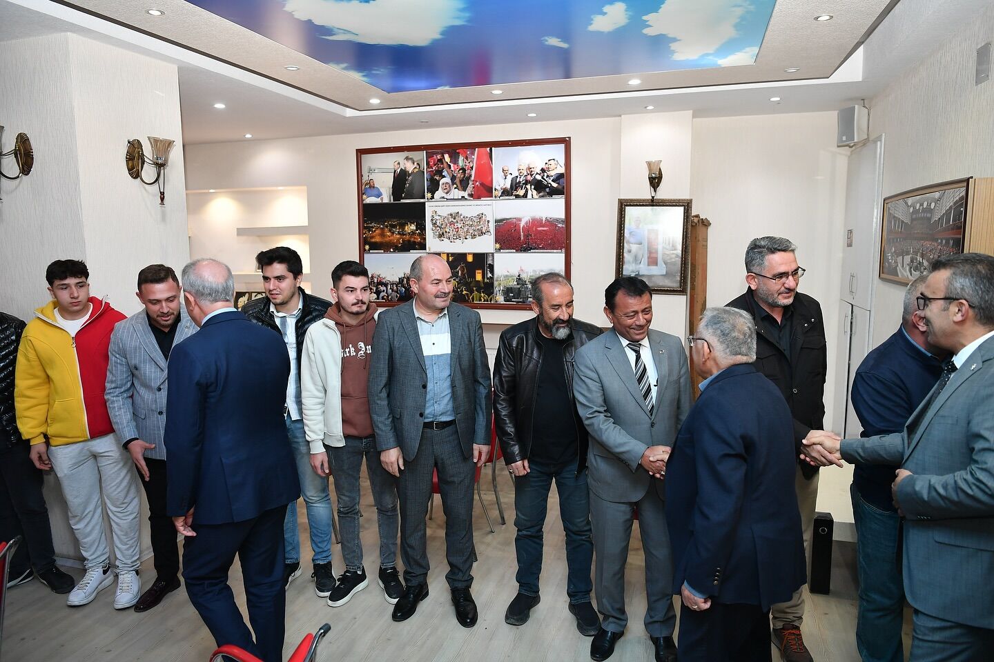 AK Parti Kayseri Milletvekili Akar ve Başkan Büyükkılıç, 3 ilçeye ziyarette bulundu