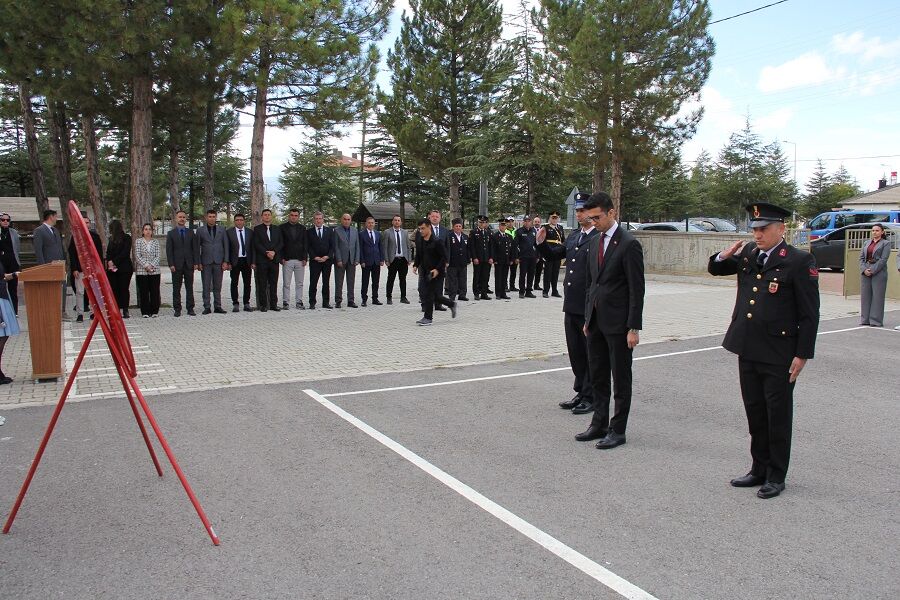 Yalıhüyük'te 29 Ekim Cumhuriyet Bayramı kutlanıyor