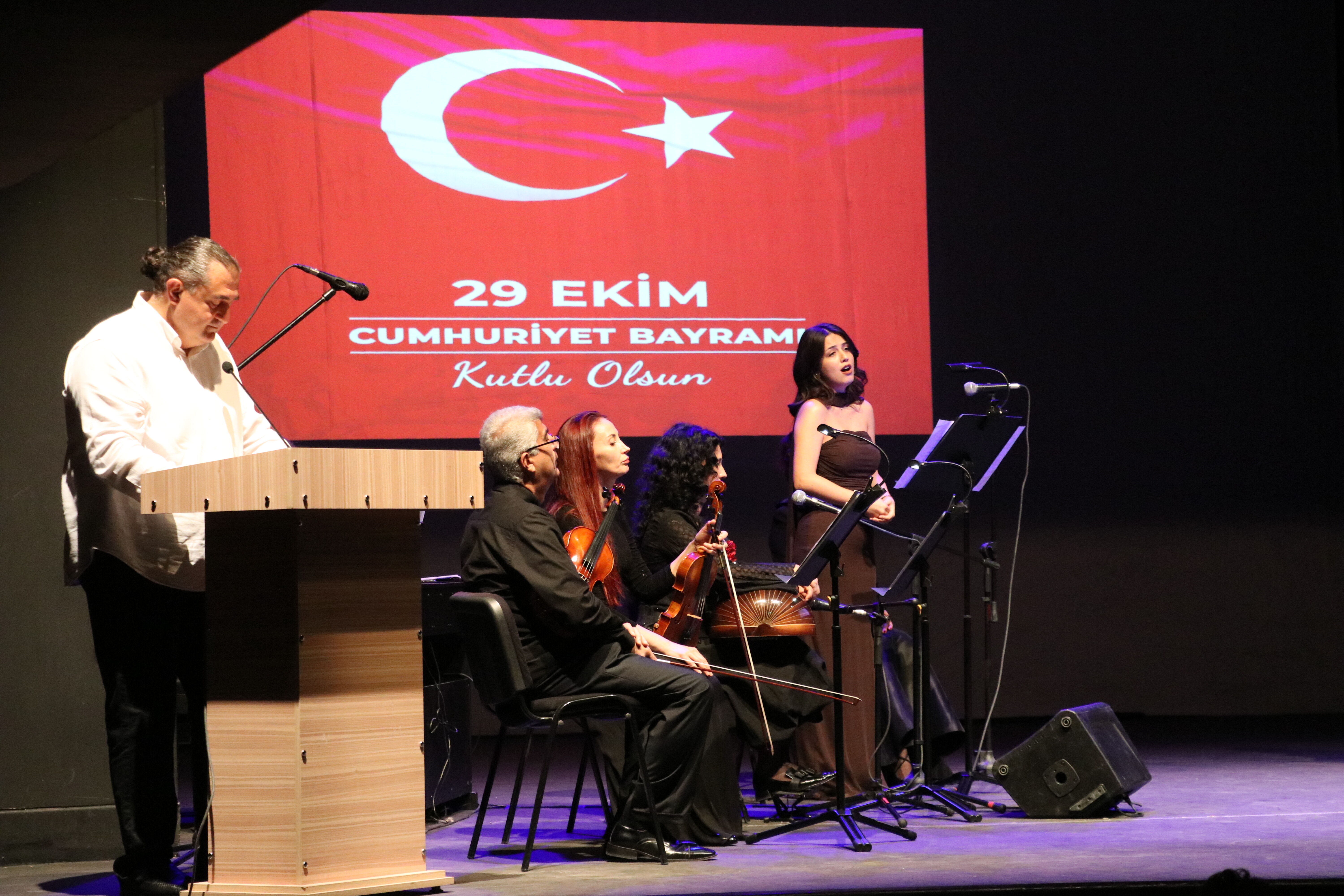 Kayseri'de '29 Ekim Cumhuriyet Konseri' düzenlendi
