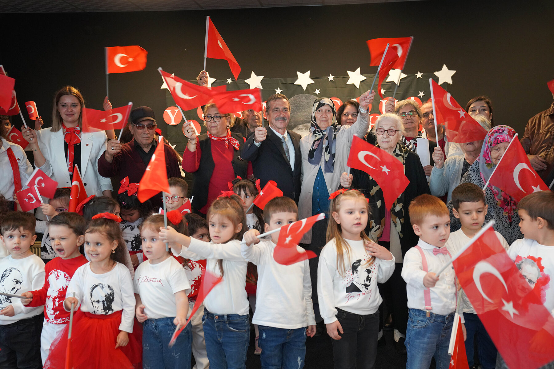 Miniklerden Cumhuriyet Bayramı coşkusu