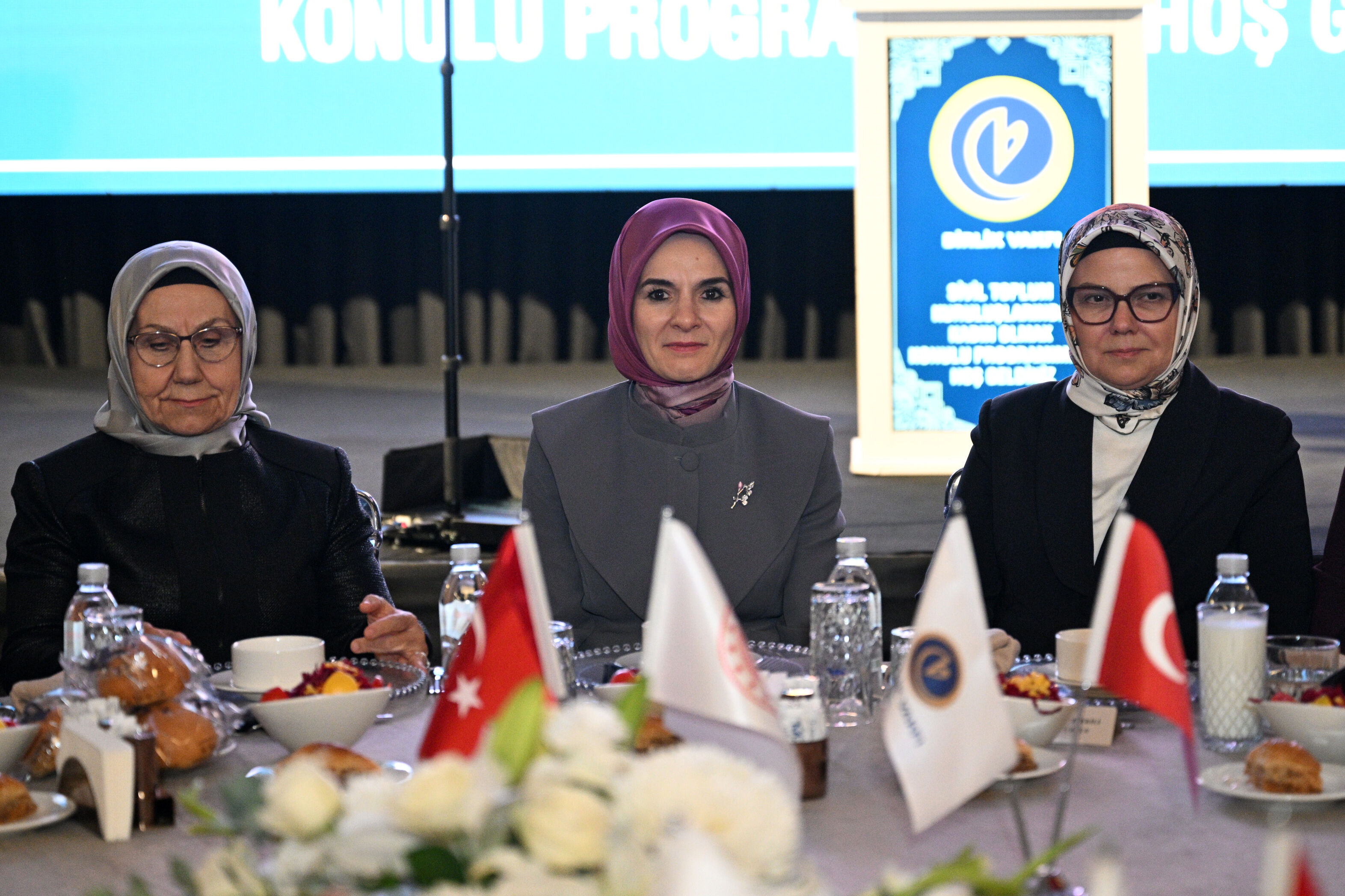 Aile ve Sosyal Hizmetler Bakanı Göktaş, Kayseri'de 'STK'da Kadın Olmak' programında konuştu: