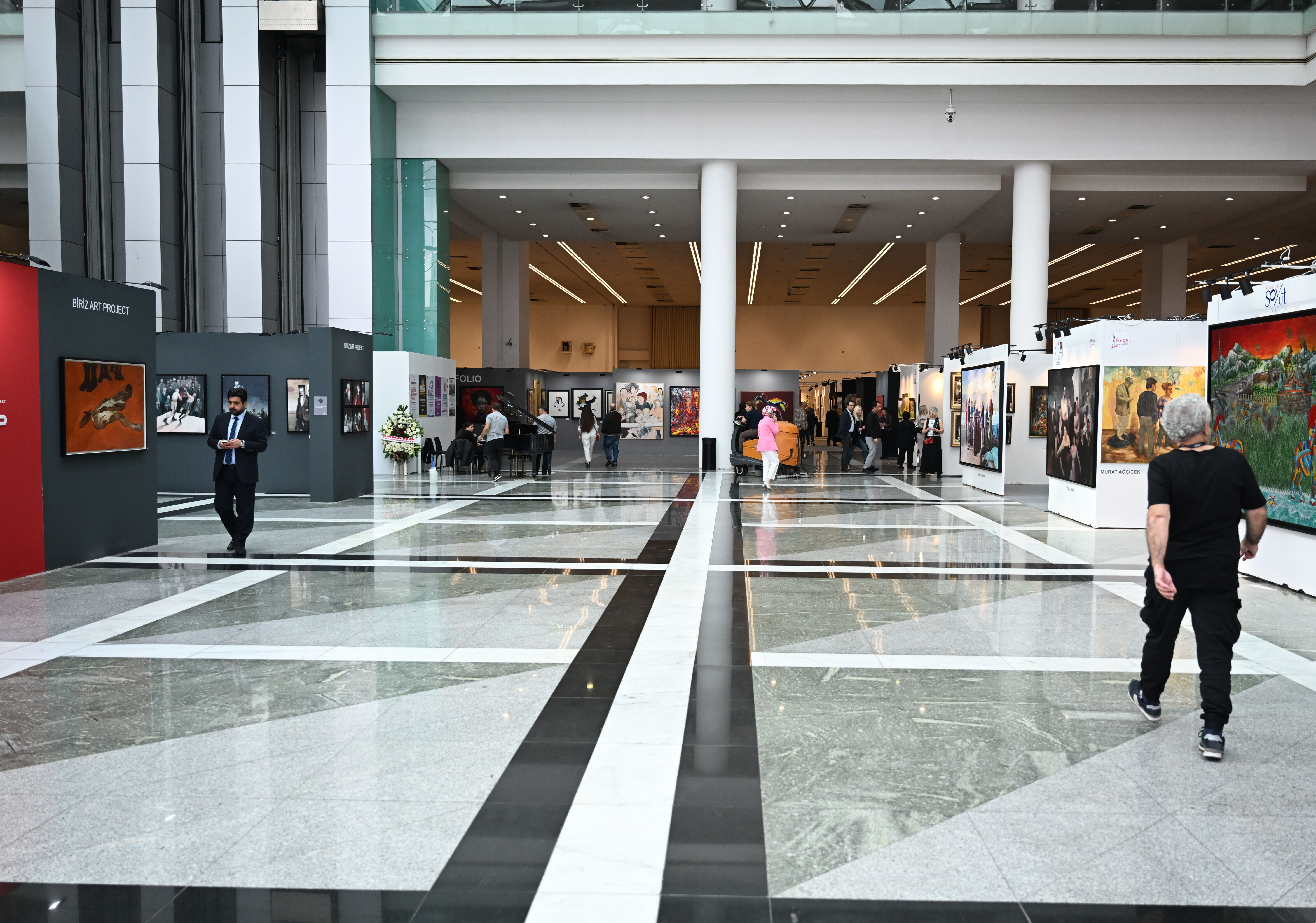 'ArtNouva Sanat Fuarı' Ankara'da ziyaretçilere kapılarını açtı