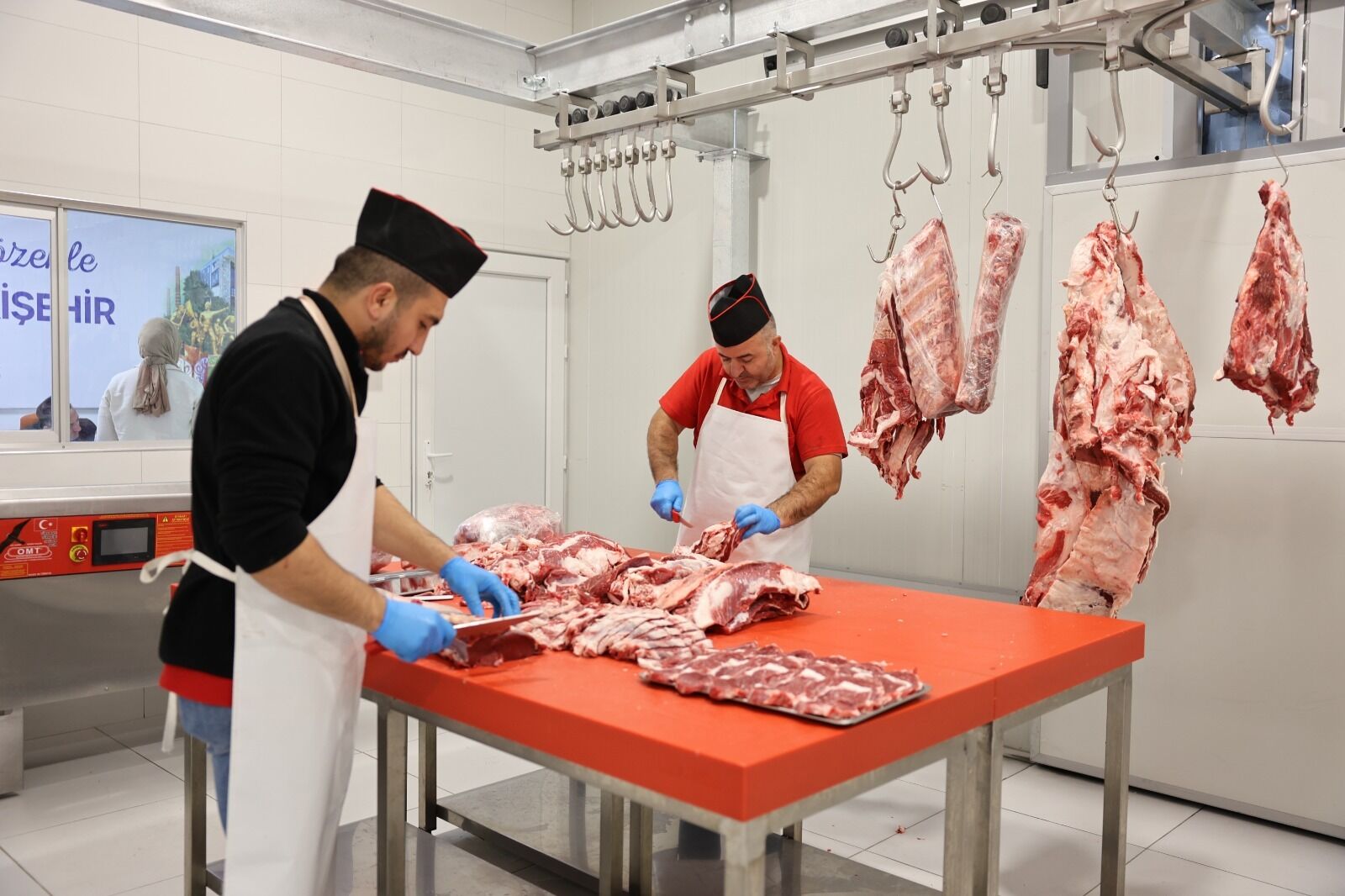 Günlük kesim, uygun fiyat Halk Et Market'te