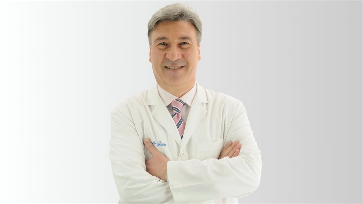 Sırt bölgesindeki kemik ağrısı kemik erimesinin habercisi olabilir
