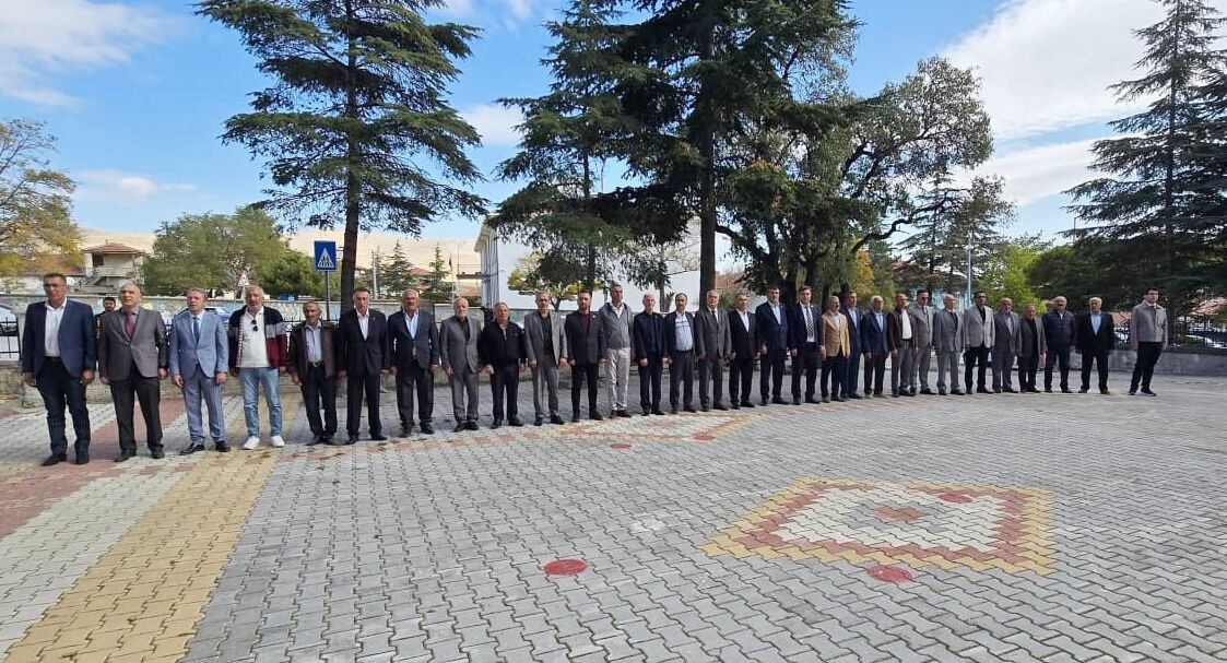 Yunak'ta 19 Ekim Muhtarlar Günü kutlandı