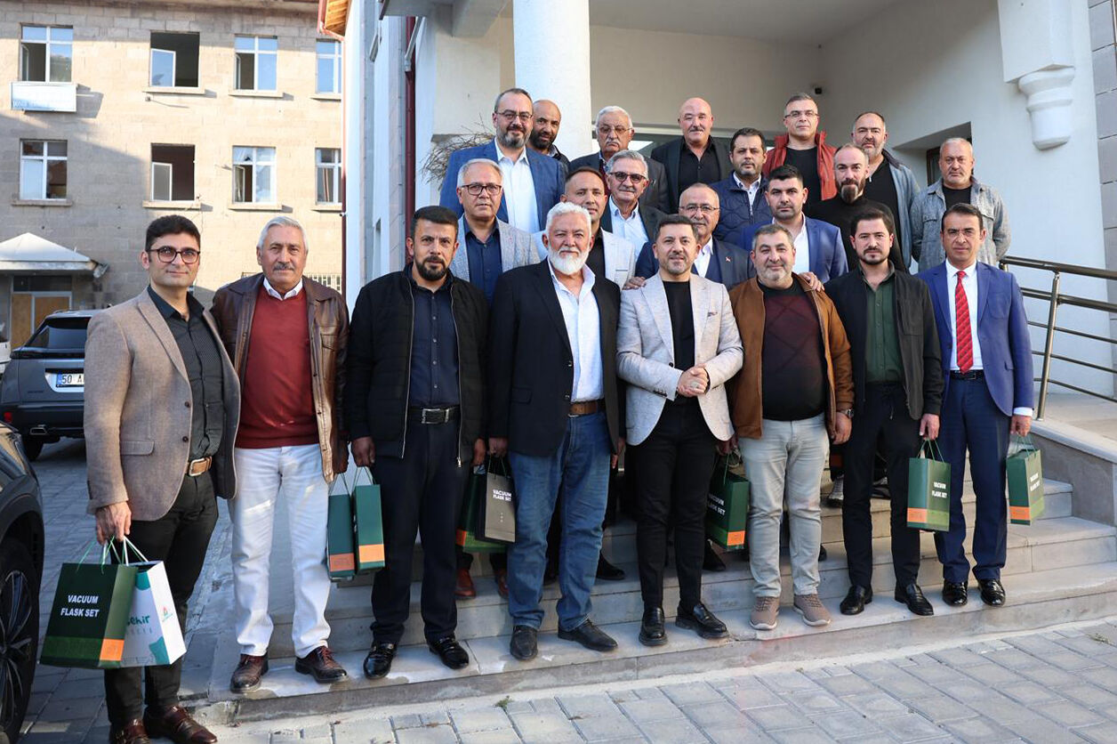 Nevşehir Belediye Başkanı Arı, mahalle muhtarlarını ağırladı