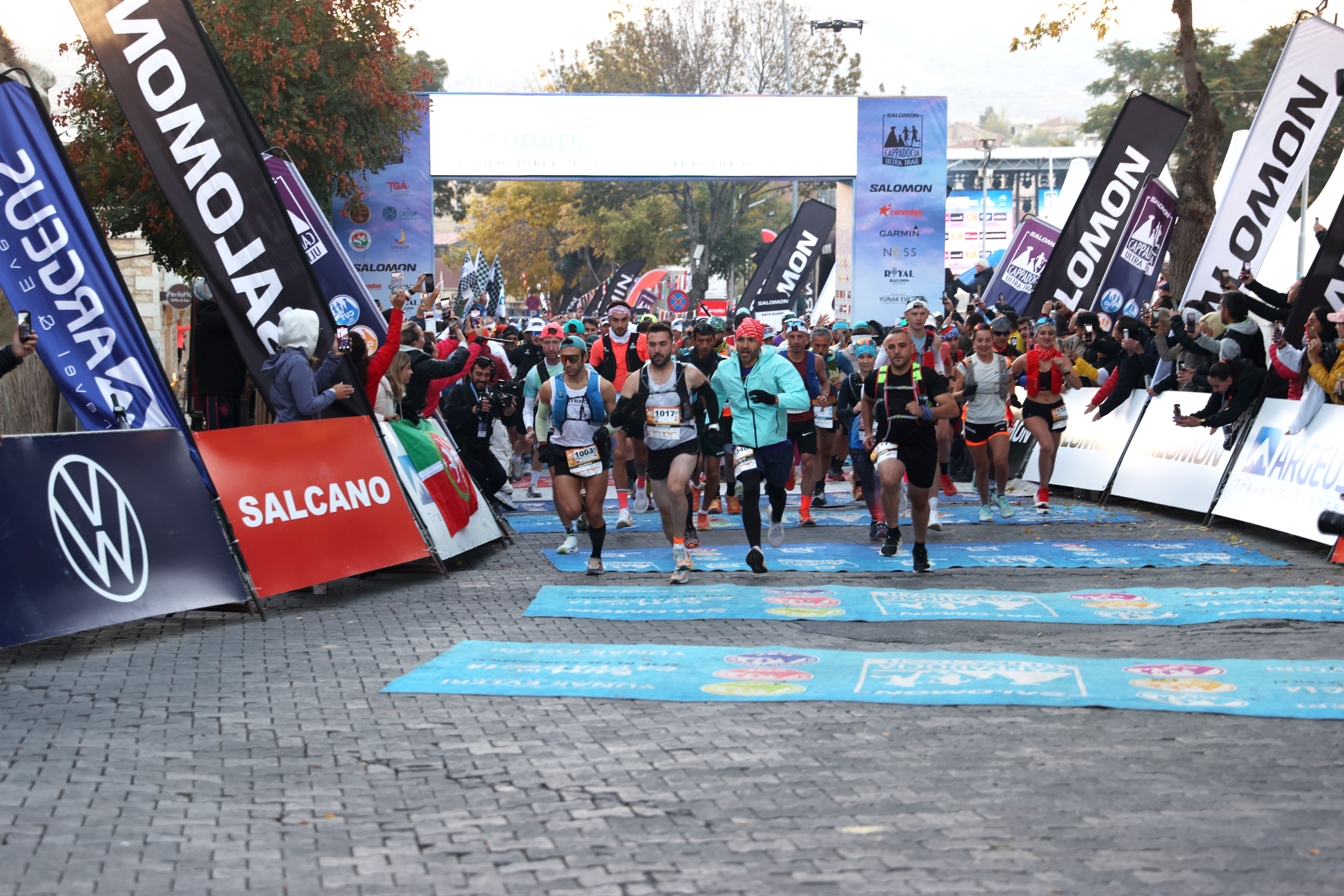 Salomon Kapadokya Ultra Trail Koşusu, 2 bin 406 sporcunun katılımıyla başladı
