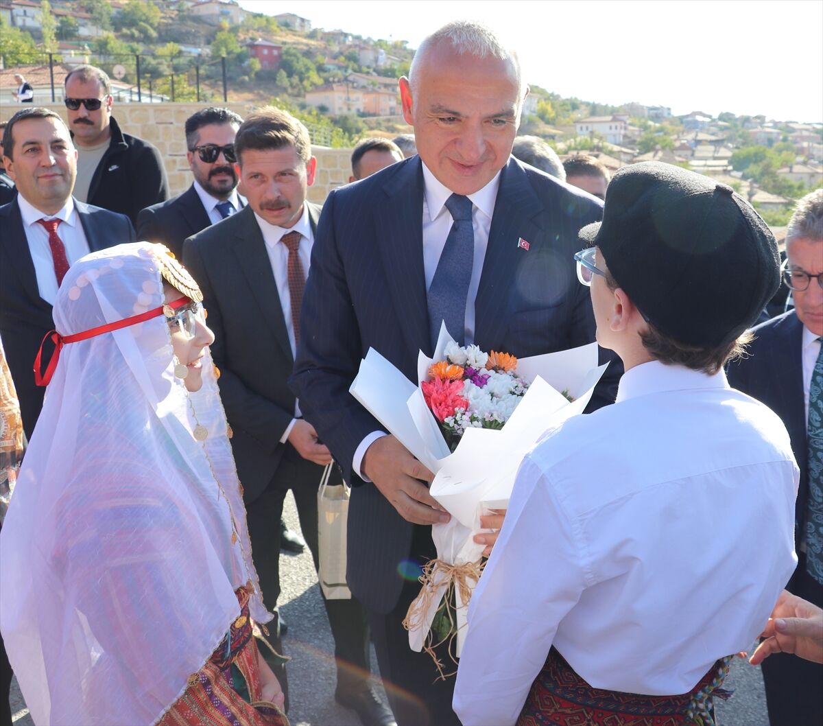 Kültür ve Turizm Bakanı Ersoy, Divriği Ulu Camii ve Darüşşifası'nı ziyaret etti