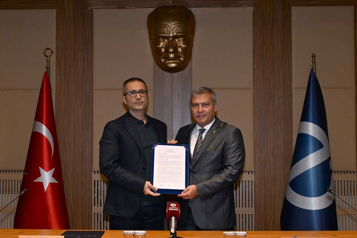 Anadolu Üniversitesi ve Yunus Emre Enstitüsü arasında işbirliği protokolü imzalandı