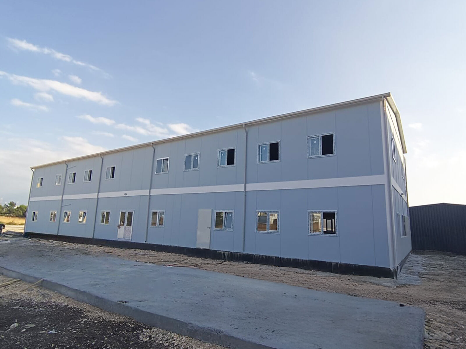 Karmod Nilüfer OSB'ye prefabrik ofis ve eğitim binası kurdu