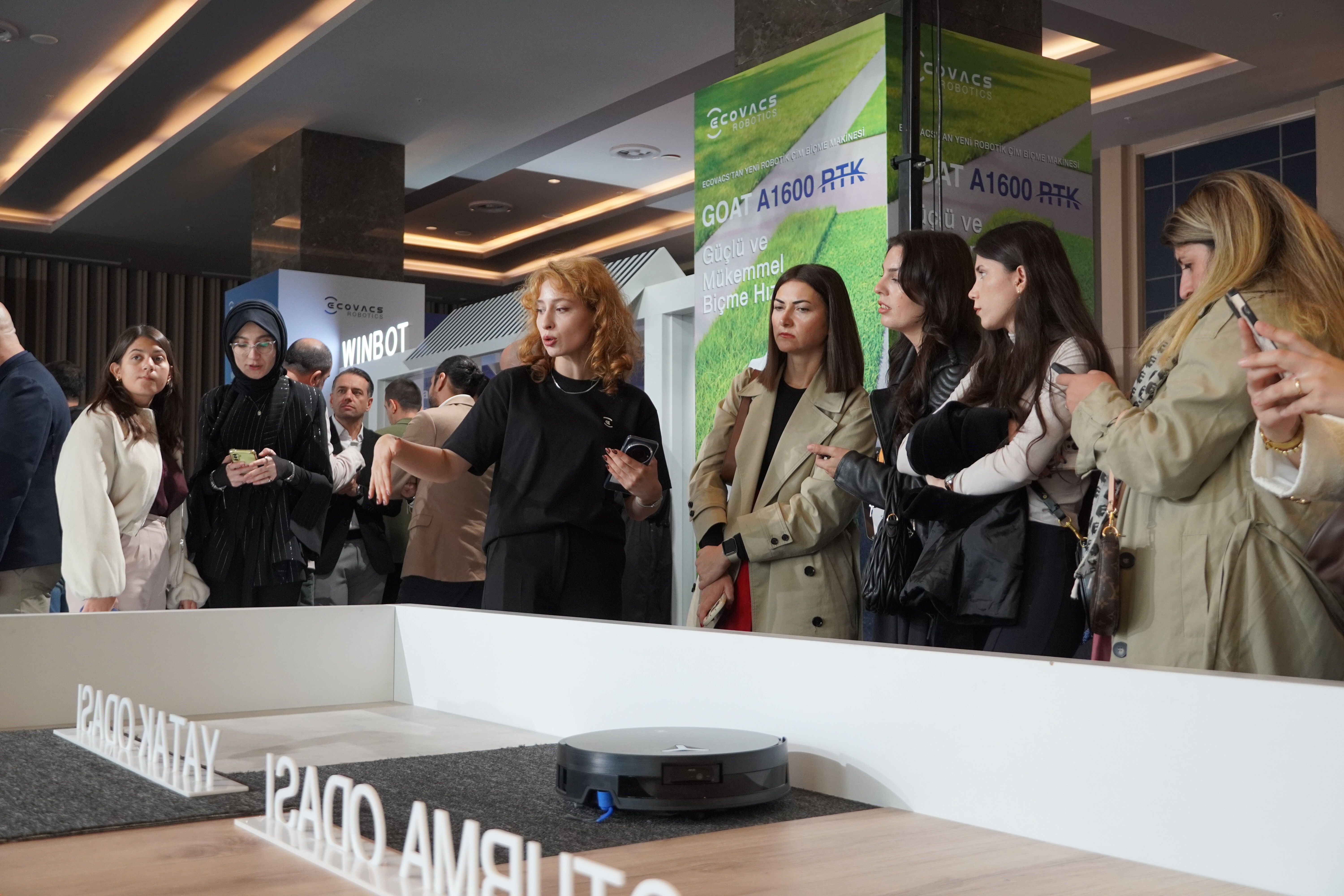 Ecovacs akıllı robot süpürge serisi Deebot X11 Serisi'ni Türkiye'de satışa sundu