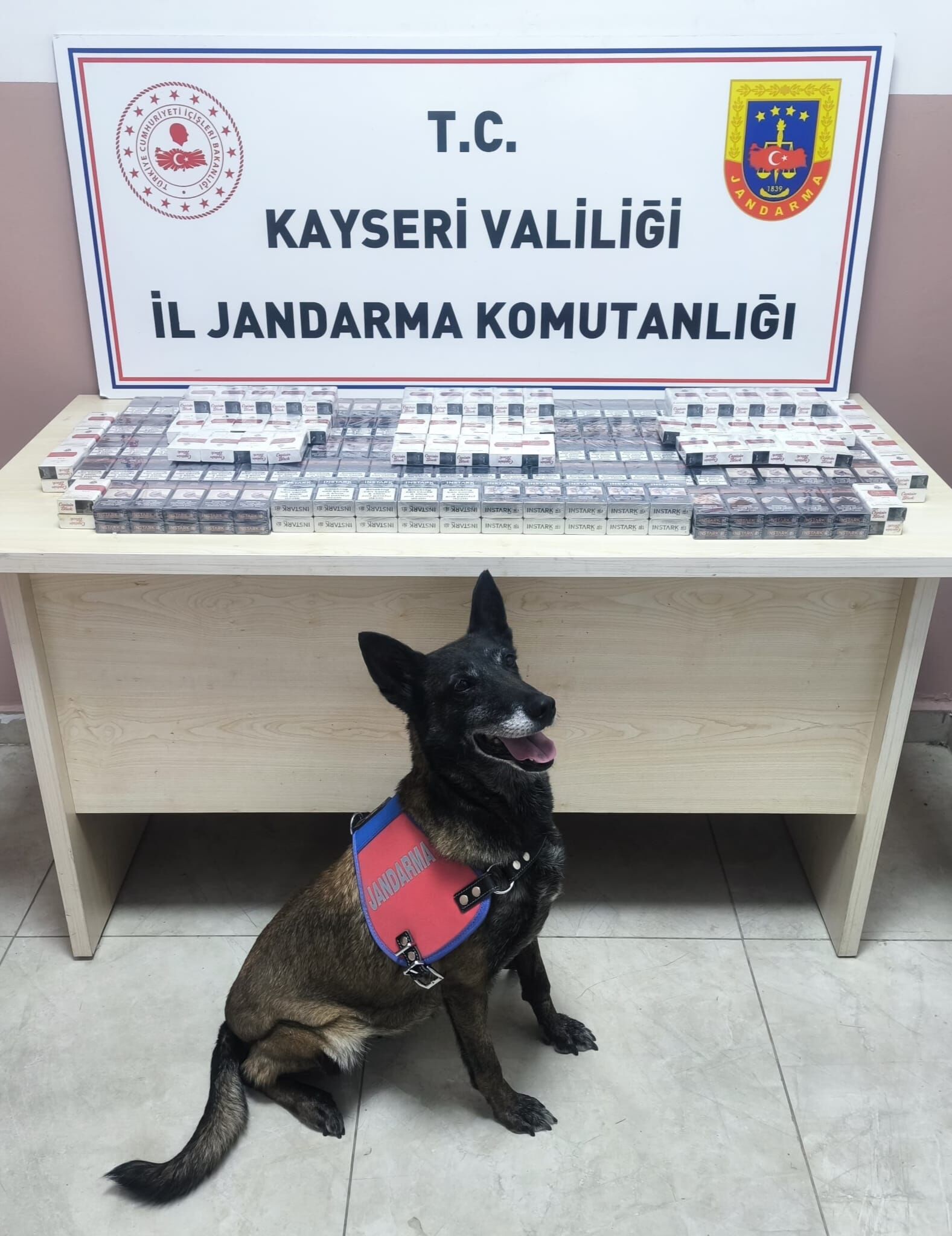 Kayseri'de 320 paket bandrolsüz kaçak sigara ele geçirildi