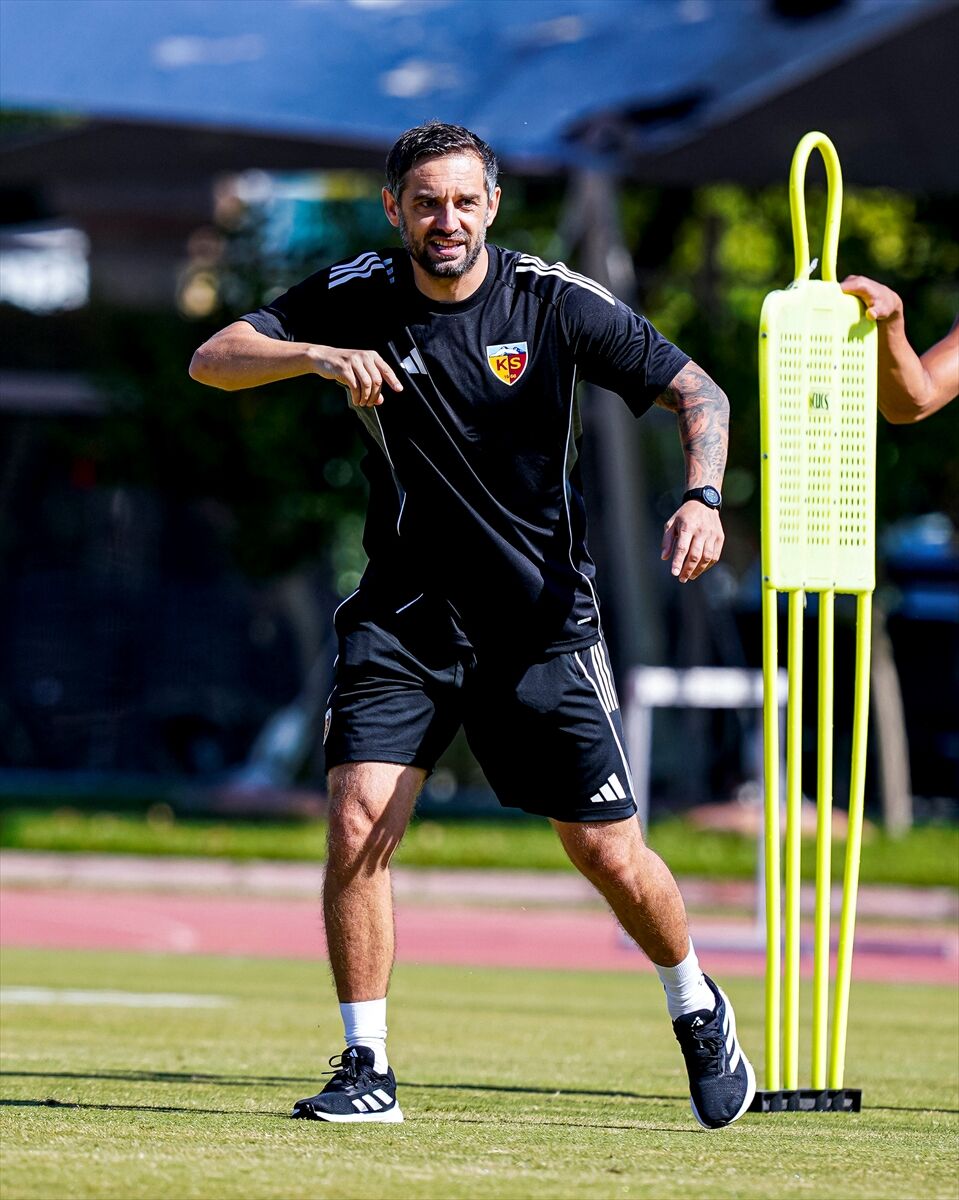 Radomir Djalovic, Kayserispor'la ilk antrenmanına çıktı